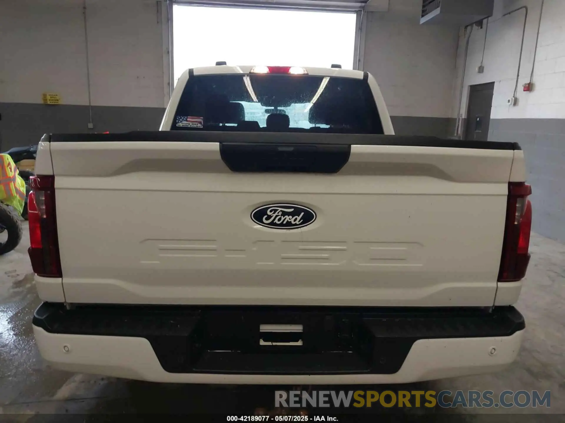 17 fotografías del automóvil dañado 1FTEW2LP6RKD03892 FORD F-150 2024