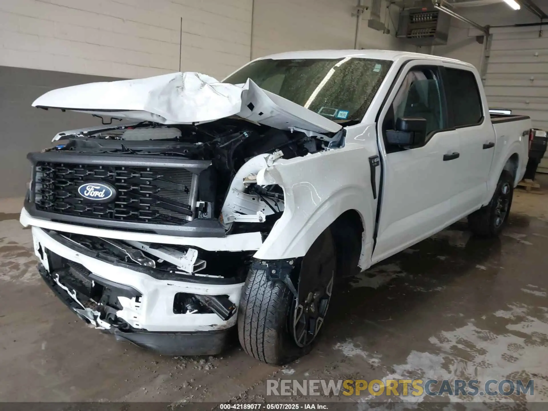 2 fotografías del automóvil dañado 1FTEW2LP6RKD03892 FORD F-150 2024