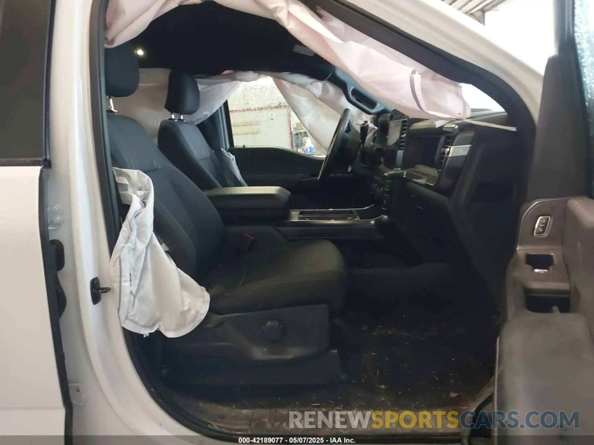 5 fotografías del automóvil dañado 1FTEW2LP6RKD03892 FORD F-150 2024