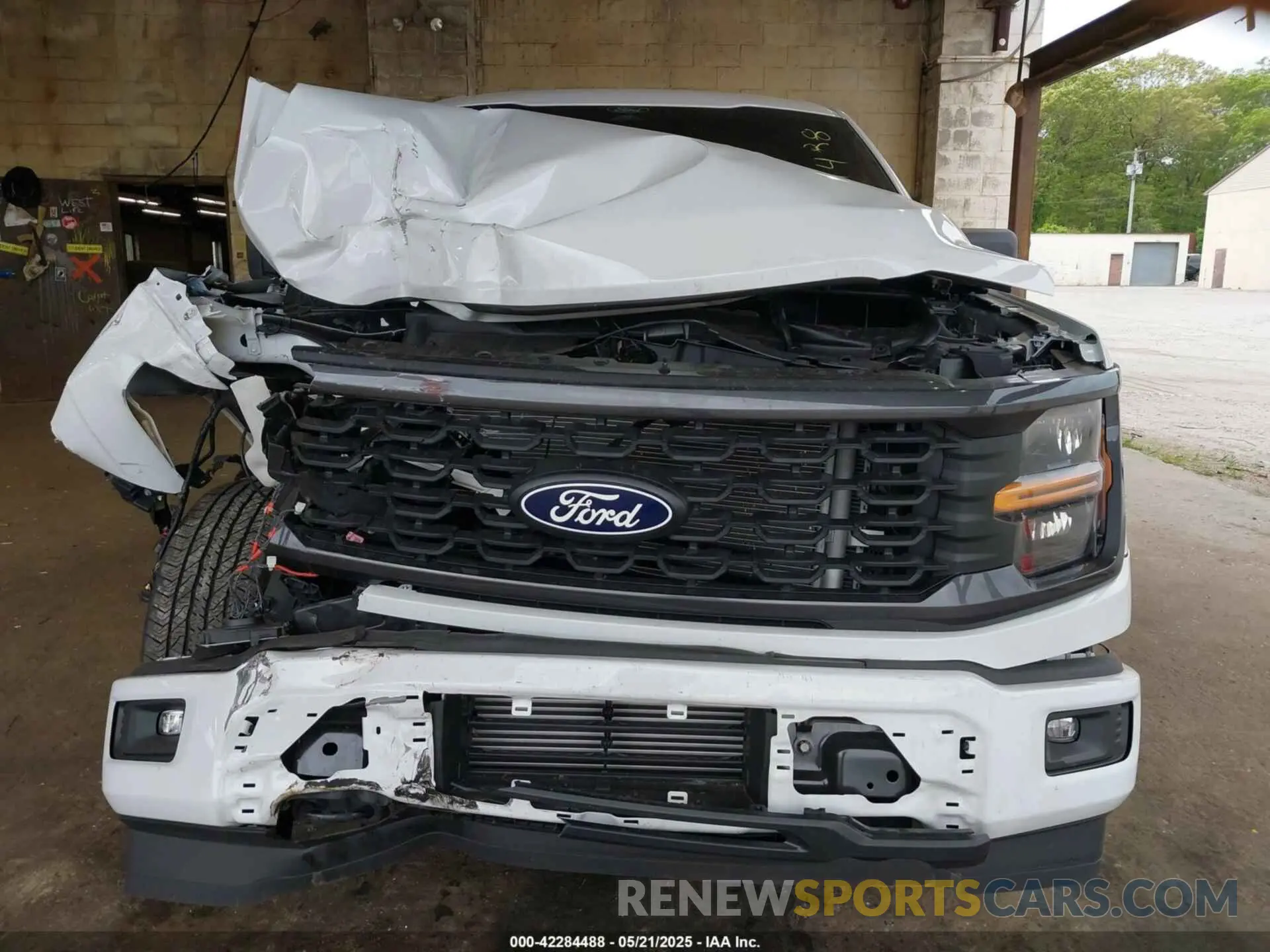 6 fotografías del automóvil dañado 1FTEW2LP9RKF16755 FORD F-150 2024