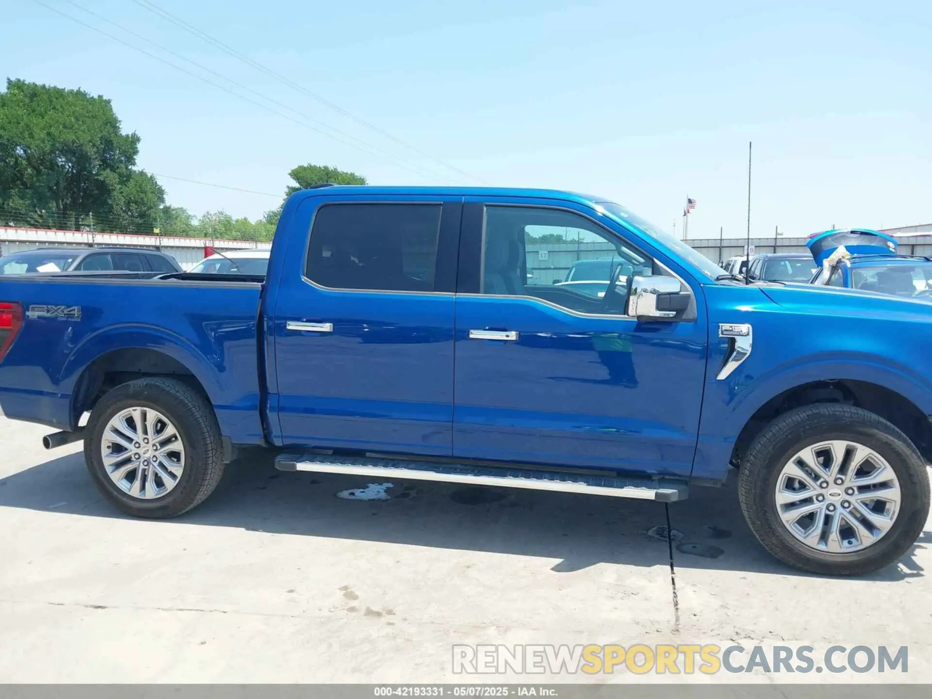 14 fotografías del automóvil dañado 1FTEW3LP6RKF53526 FORD F-150 2024