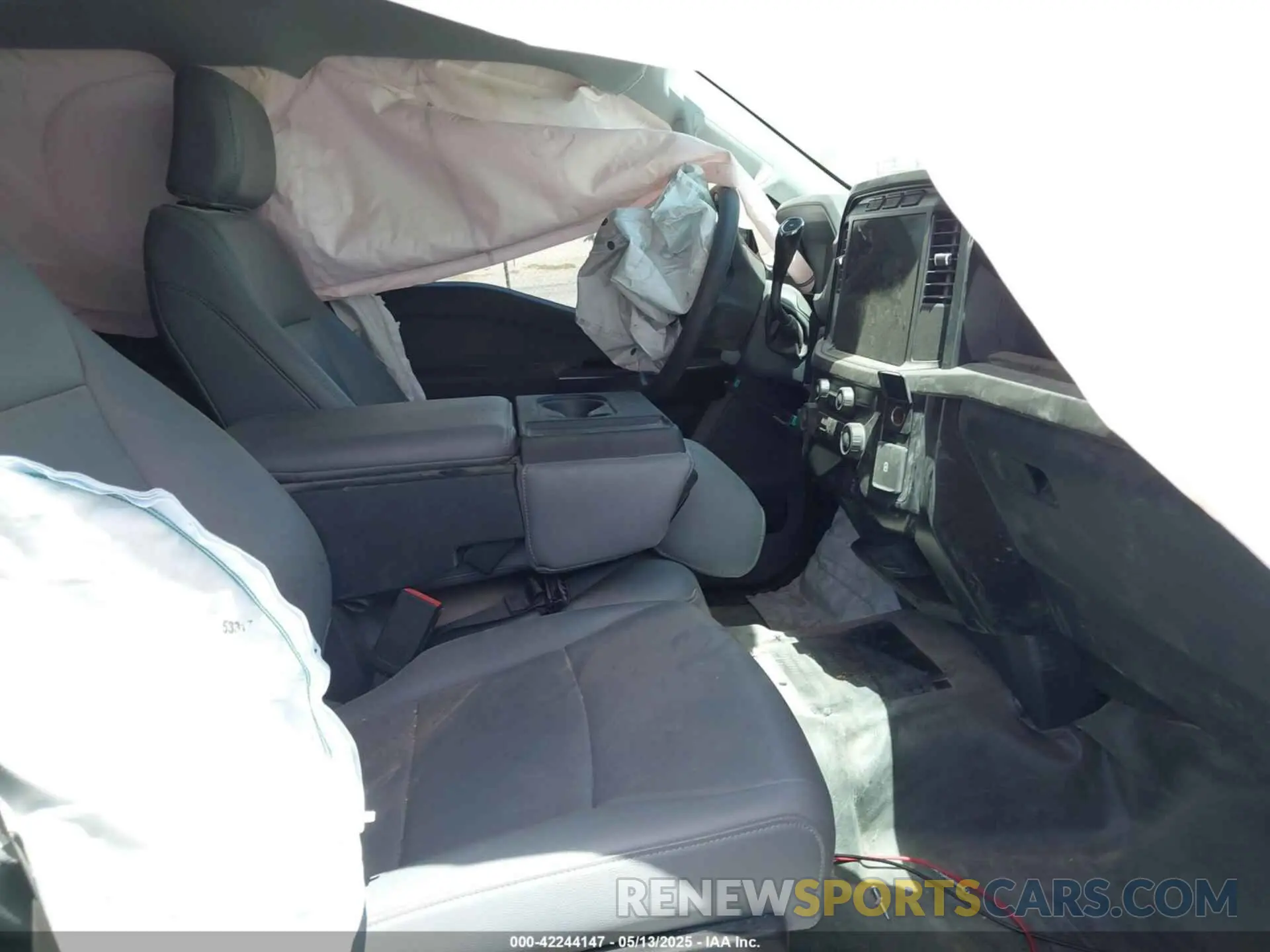 5 fotografías del automóvil dañado 1FTFW1L57RKD93096 FORD F-150 2024