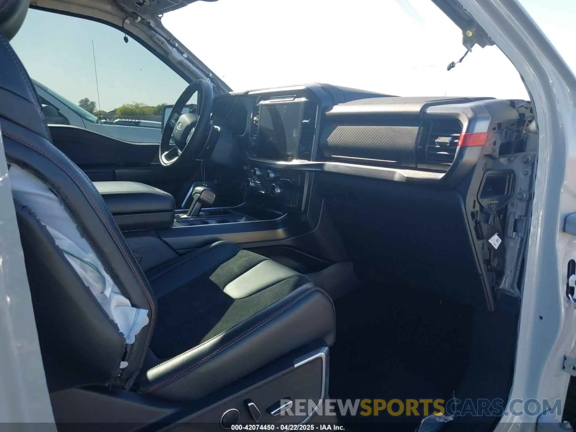 5 fotografías del automóvil dañado 1FTFW1RG9RFB80829 FORD F-150 2024