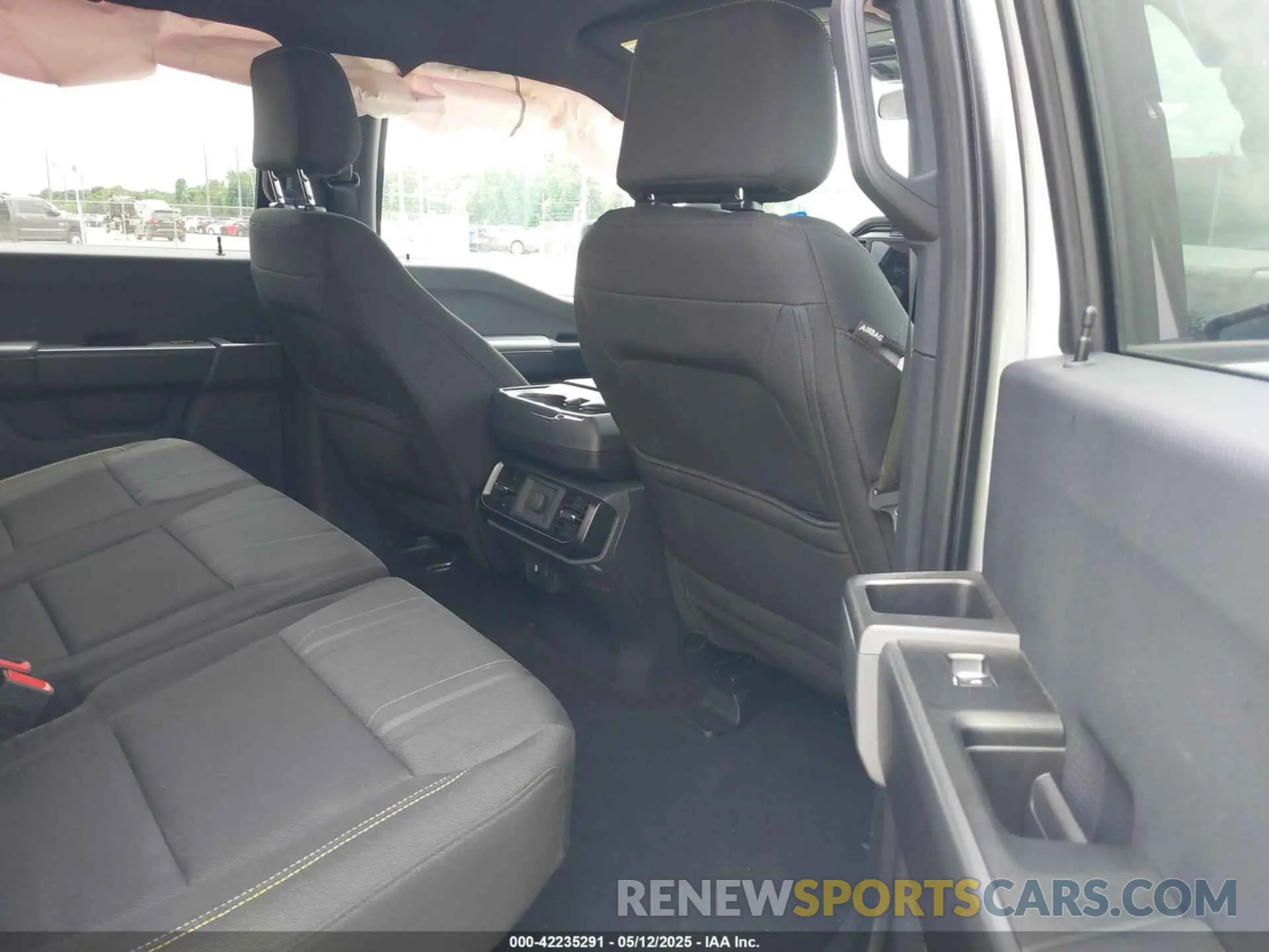 8 fotografías del automóvil dañado 1FTFW2L55RKE95616 FORD F-150 2024