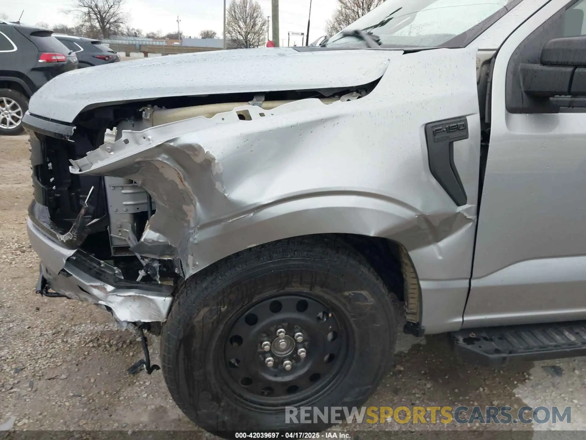 17 fotografías del automóvil dañado 1FTFW2L57RKE38351 FORD F-150 2024