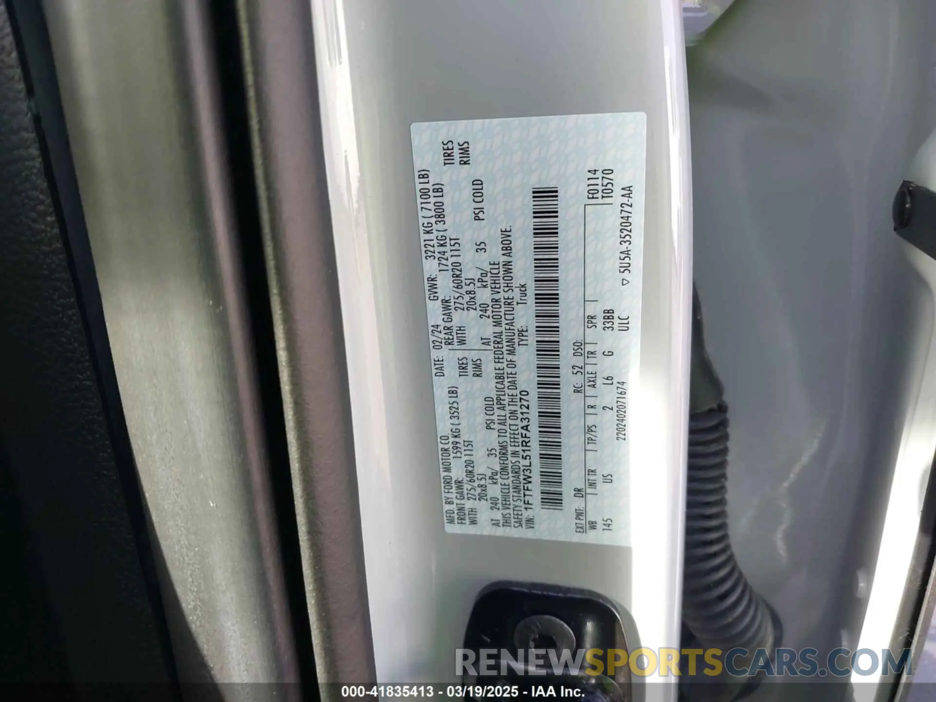 9 fotografías del automóvil dañado 1FTFW3L51RFA31270 FORD F-150 2024