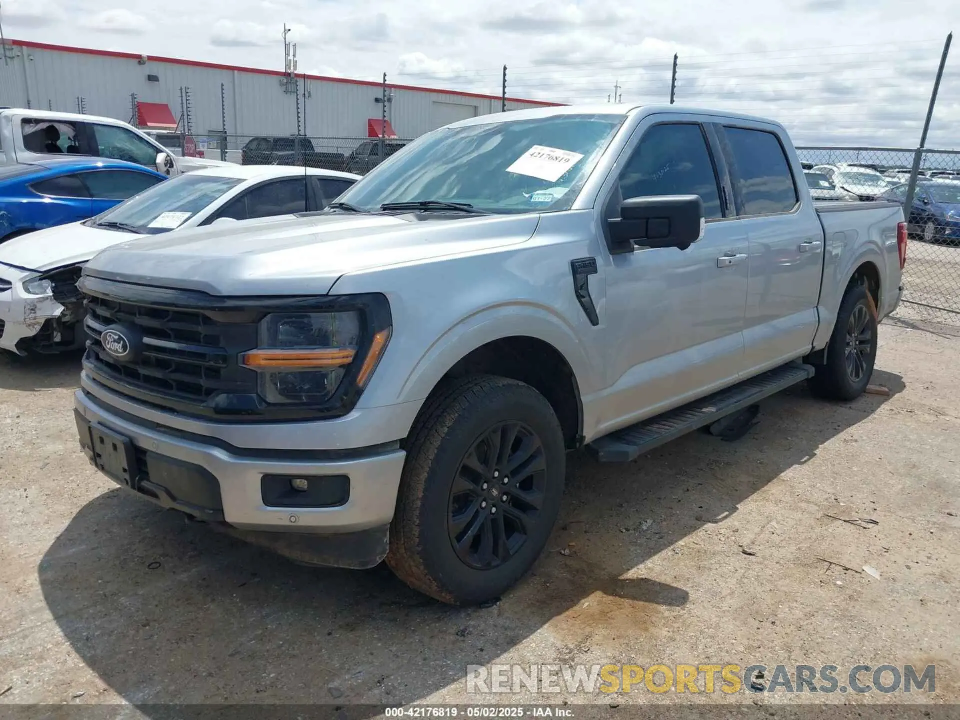 2 fotografías del automóvil dañado 1FTFW3L58RFC19977 FORD F-150 2024
