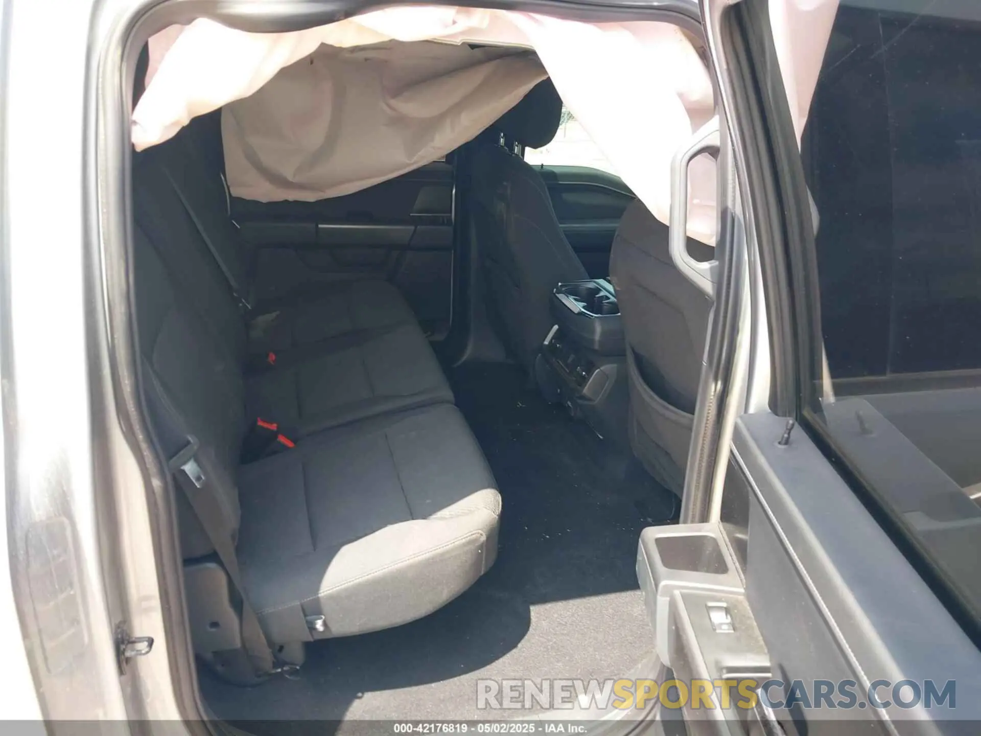 8 fotografías del automóvil dañado 1FTFW3L58RFC19977 FORD F-150 2024