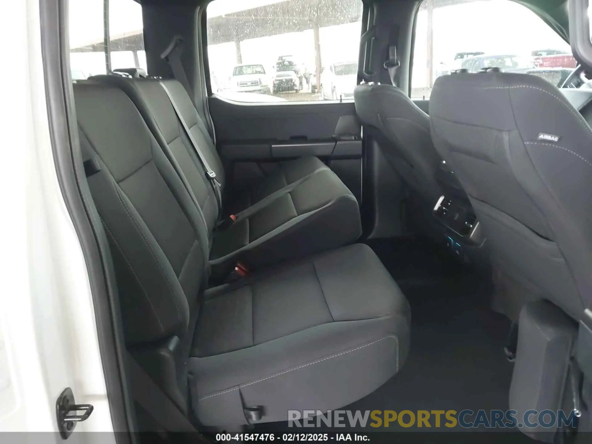 8 fotografías del automóvil dañado 1FTFW3L81RKF03565 FORD F-150 2024