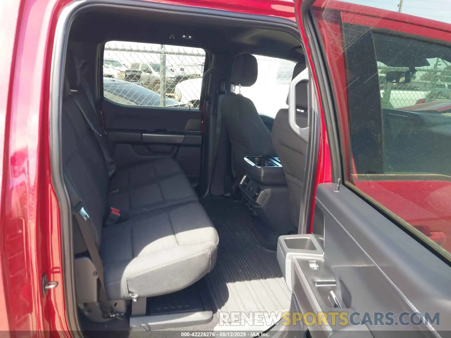 8 fotografías del automóvil dañado 1FTFW3L87RKF09855 FORD F-150 2024