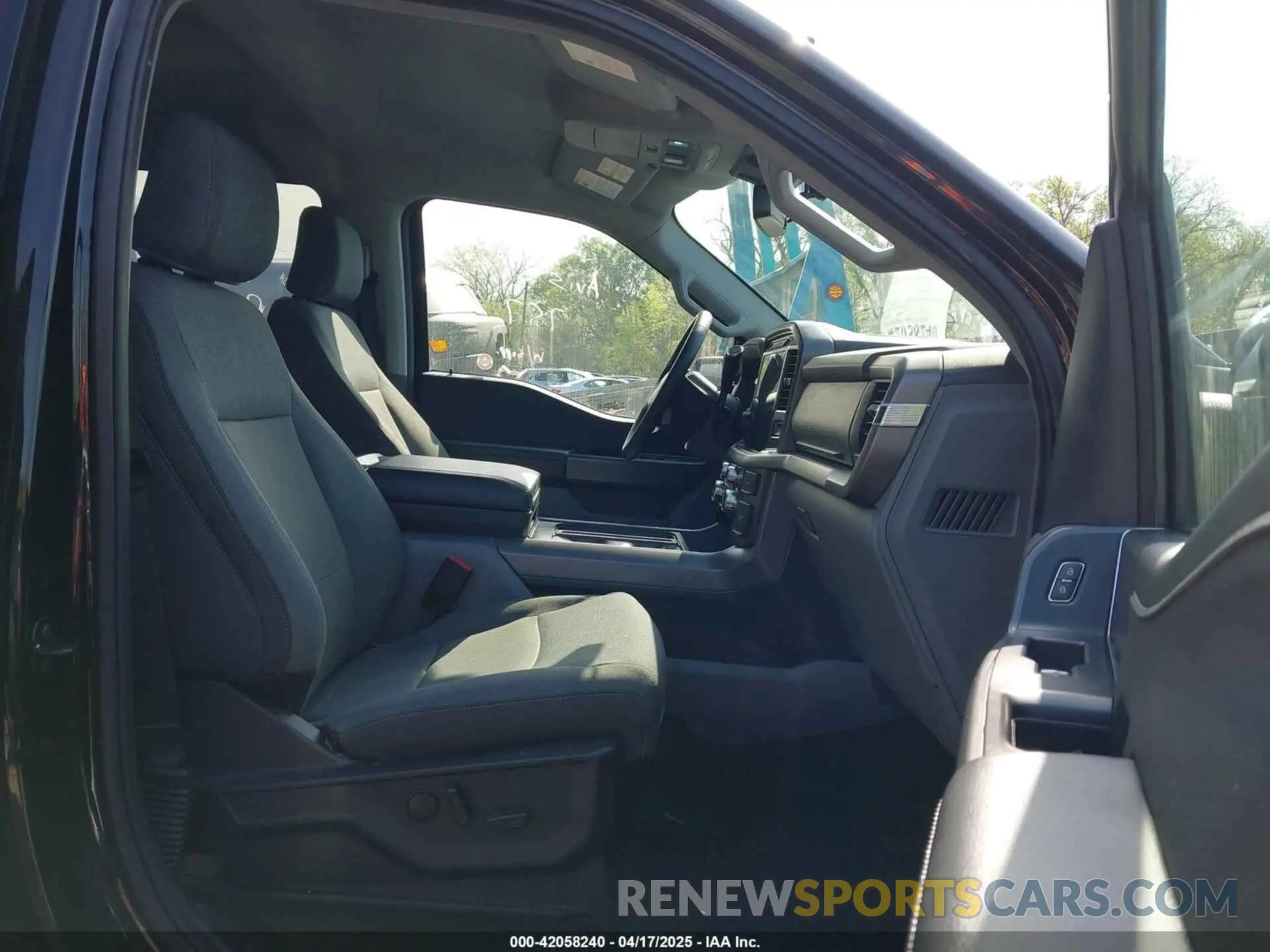 5 fotografías del automóvil dañado 1FTFW3LD6RFA20739 FORD F-150 2024