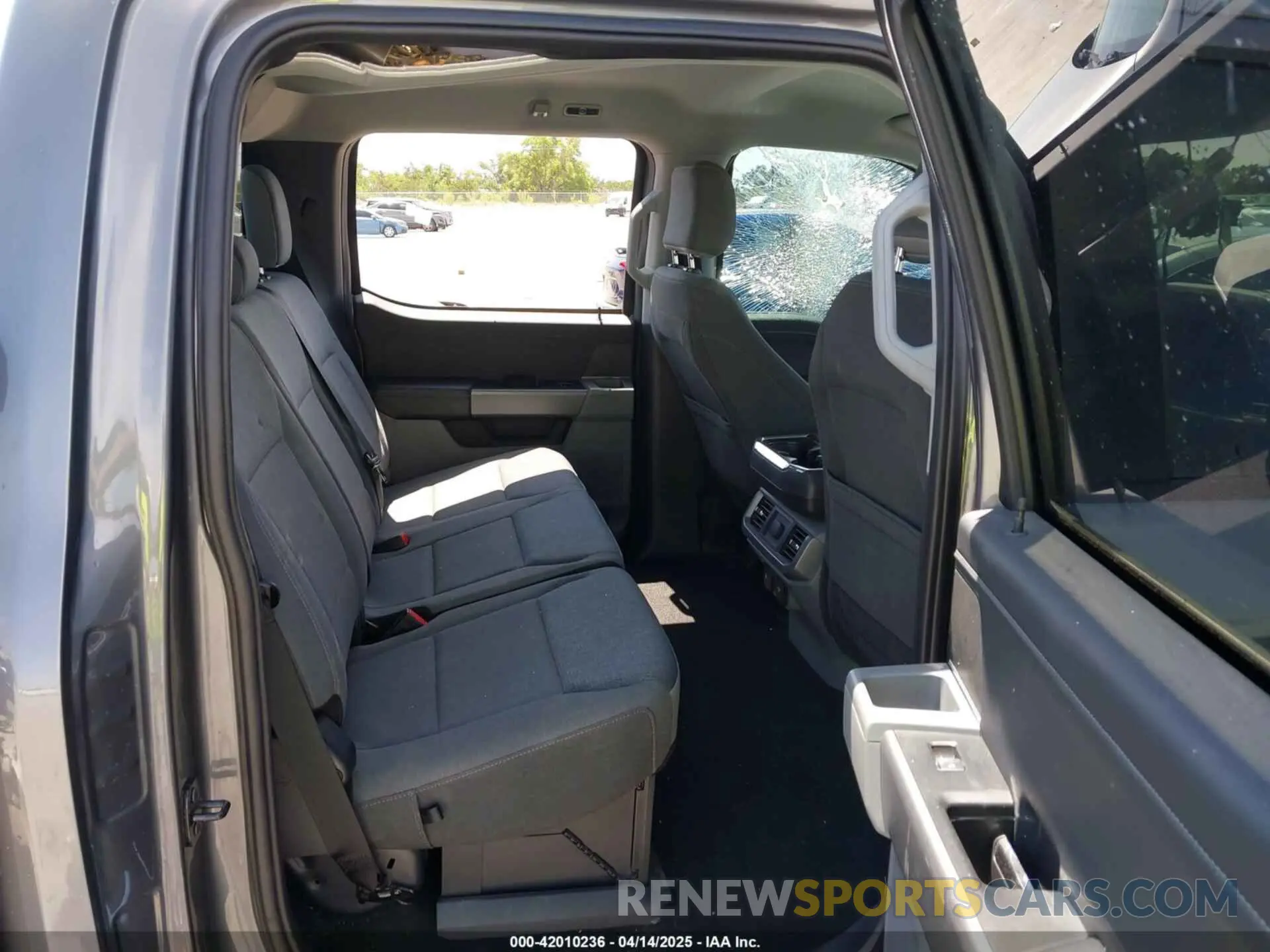 8 fotografías del automóvil dañado 1FTFW3LDXRFA08772 FORD F-150 2024