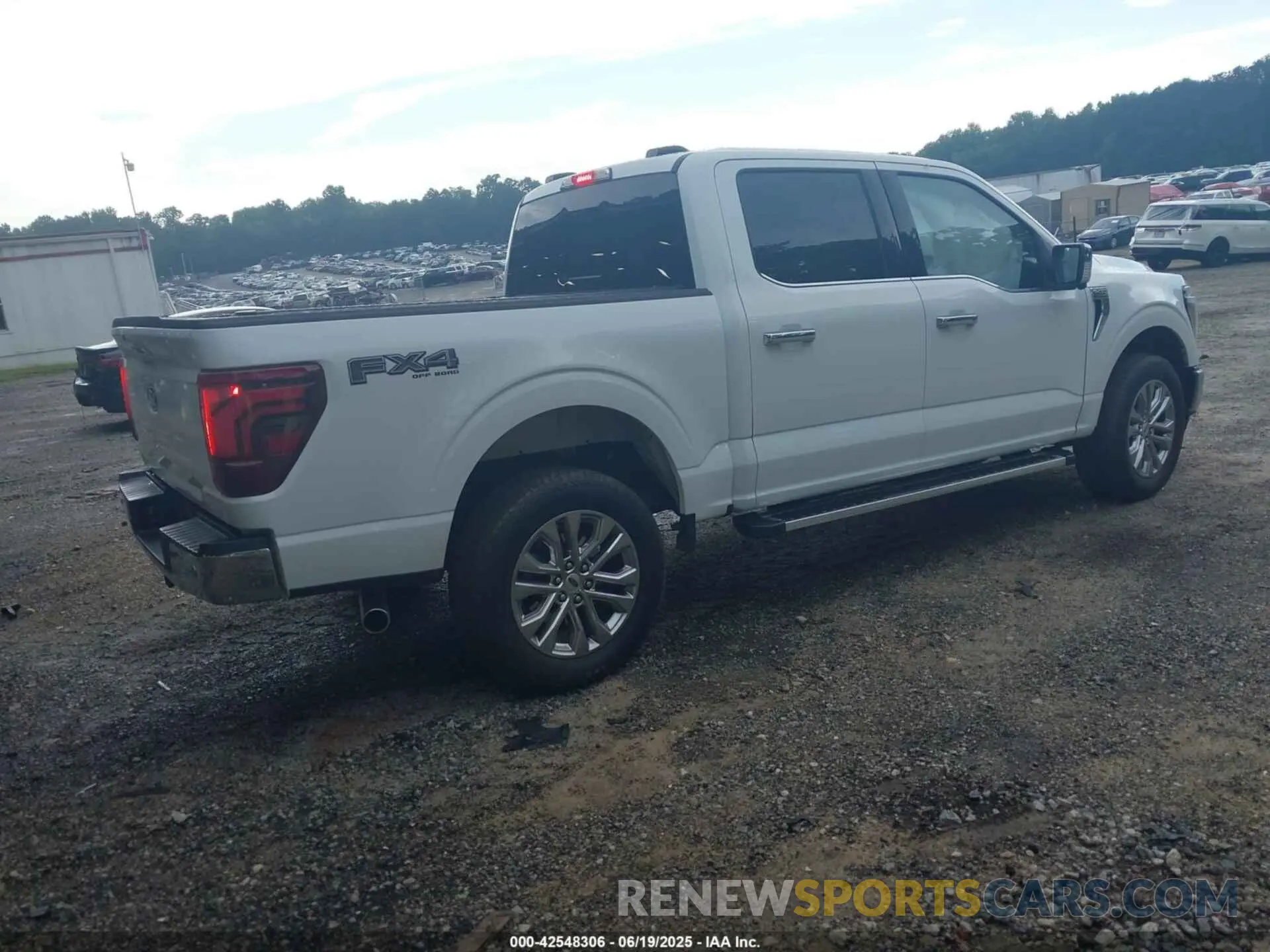 4 fotografías del automóvil dañado 1FTFW5L81RKF15078 FORD F-150 2024