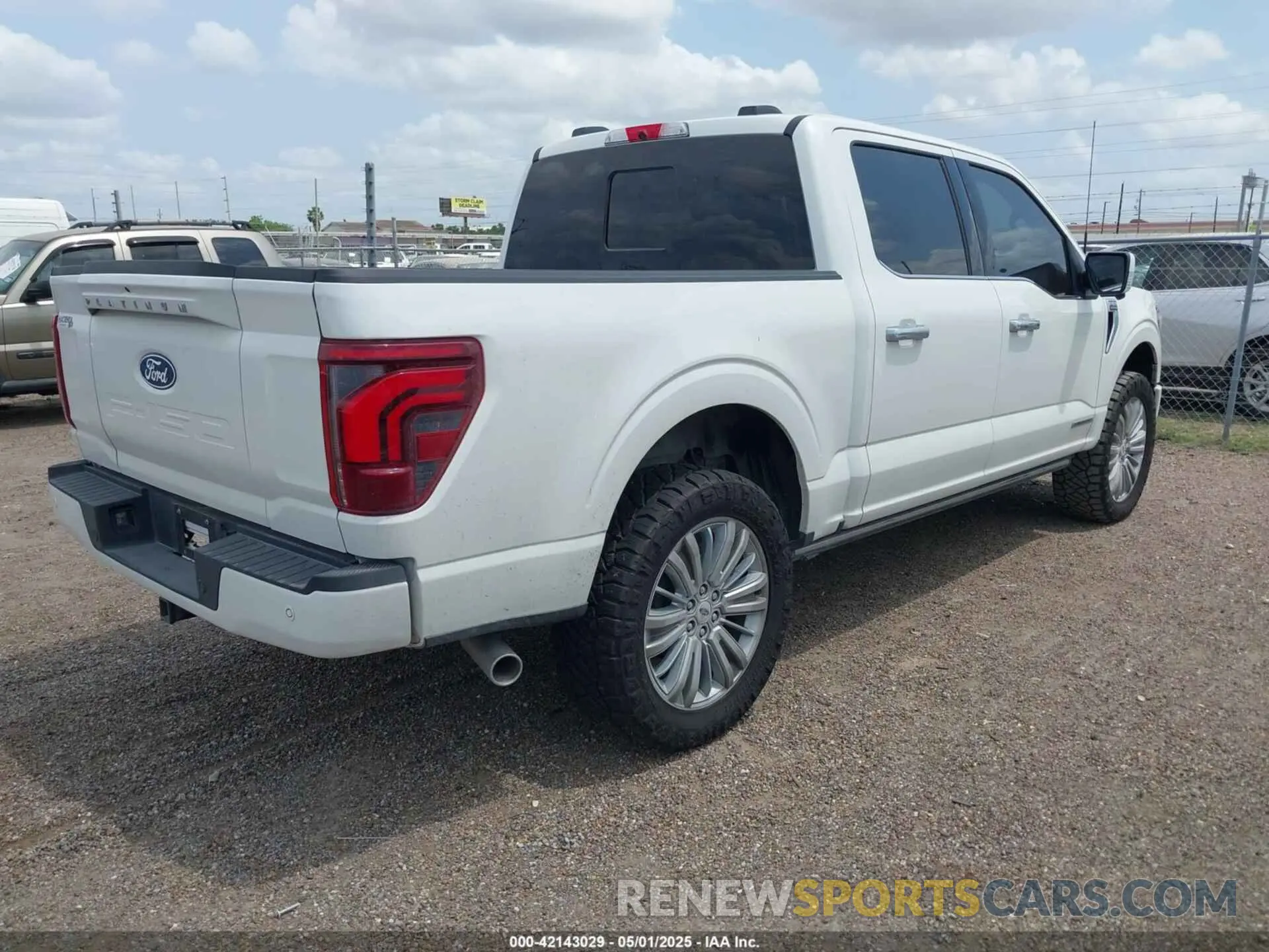4 fotografías del automóvil dañado 1FTFW7LD1RFB88697 FORD F-150 2024