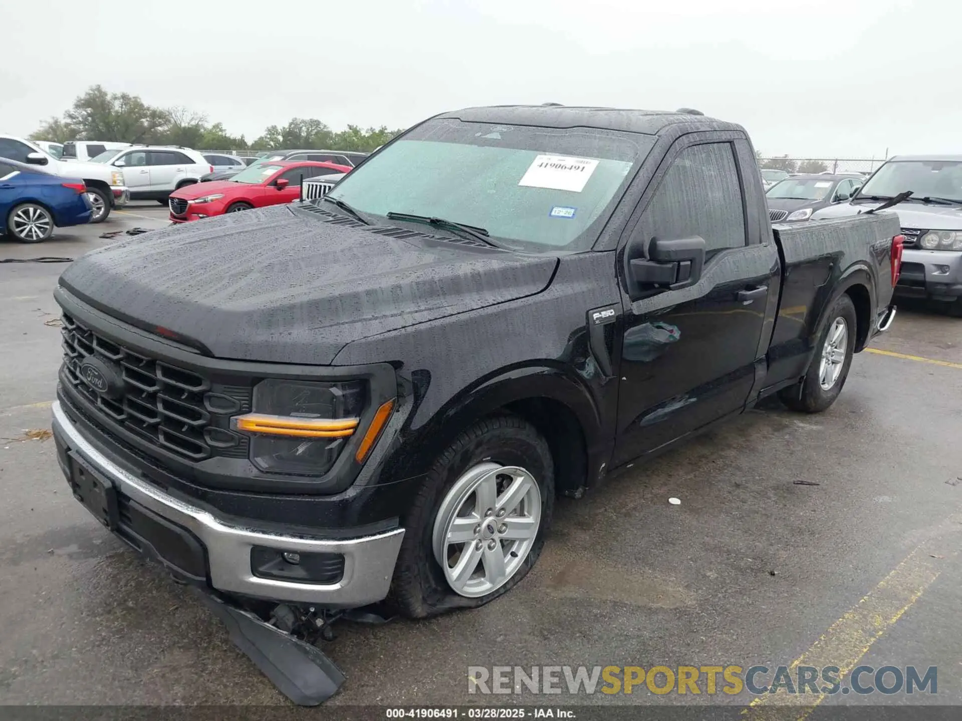 2 fotografías del automóvil dañado 1FTMF1L59RKE93000 FORD F-150 2024