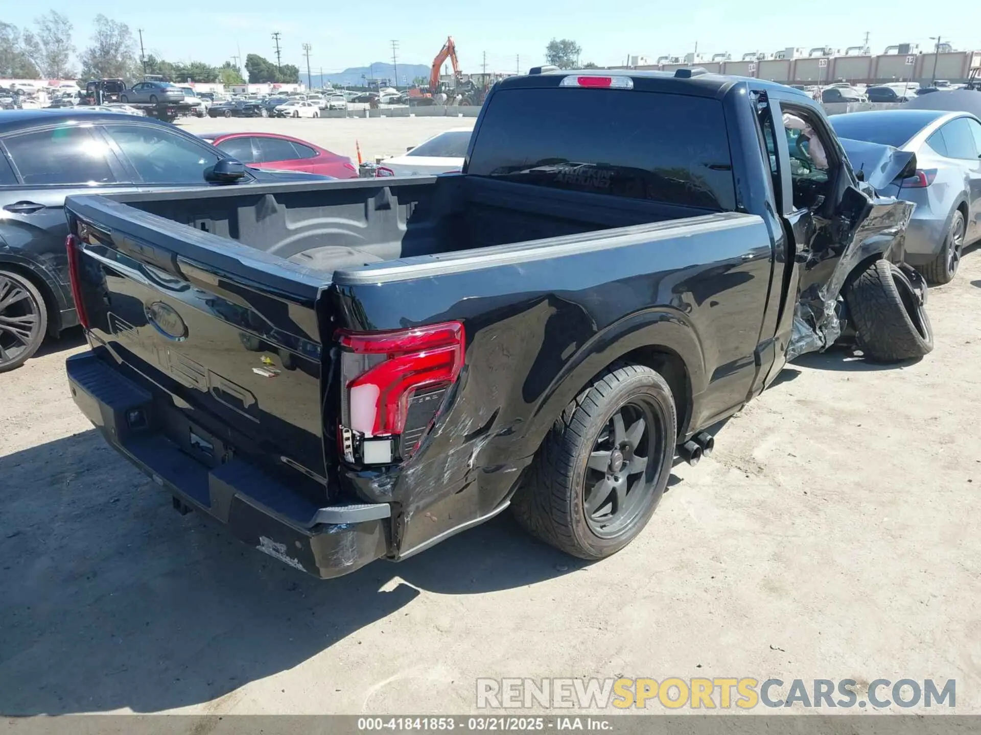 4 fotografías del automóvil dañado 1FTMF1L5XRKD66062 FORD F-150 2024