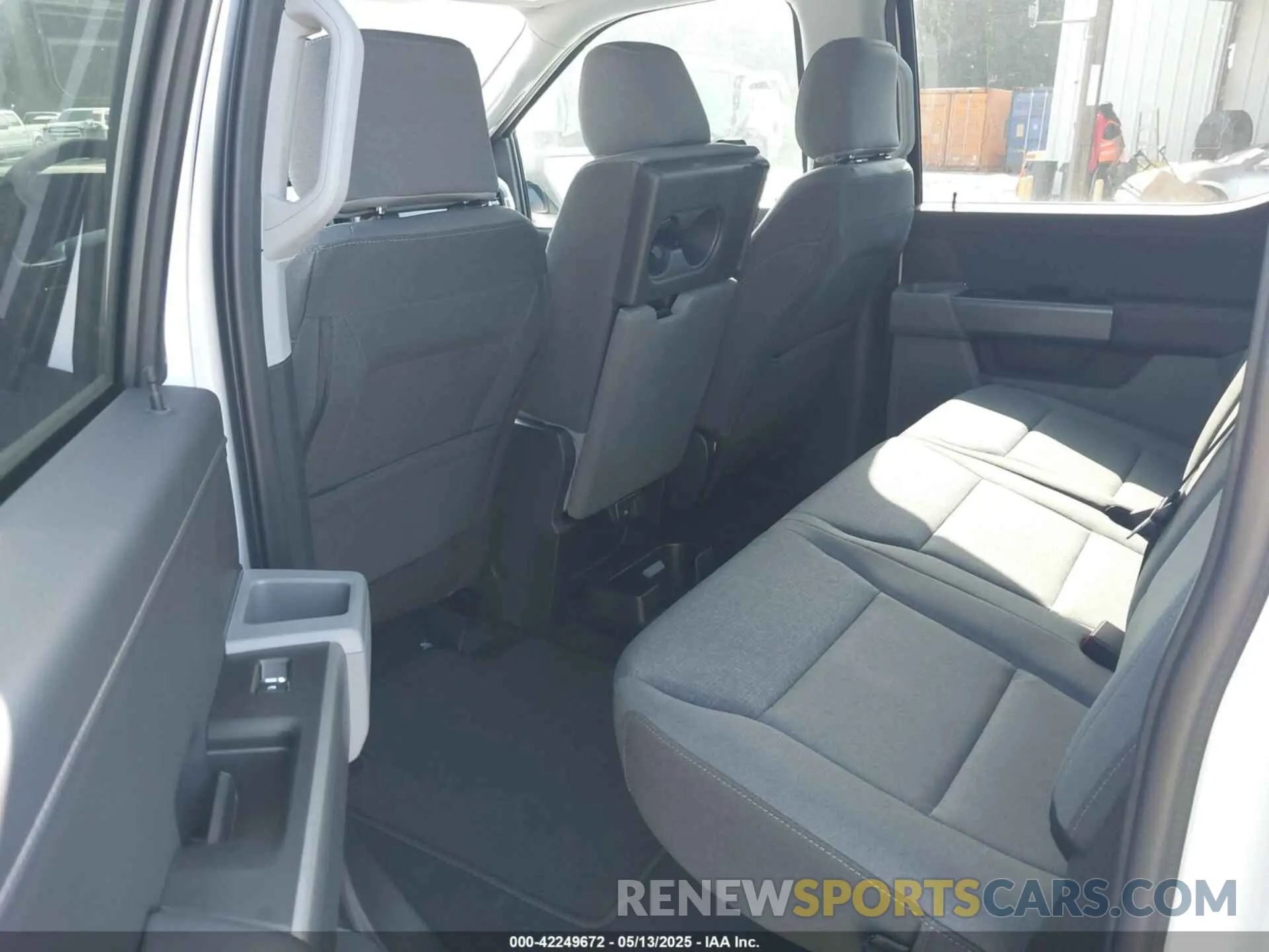 8 fotografías del automóvil dañado 1FTEW3KP7SKE05781 FORD F-150 2025