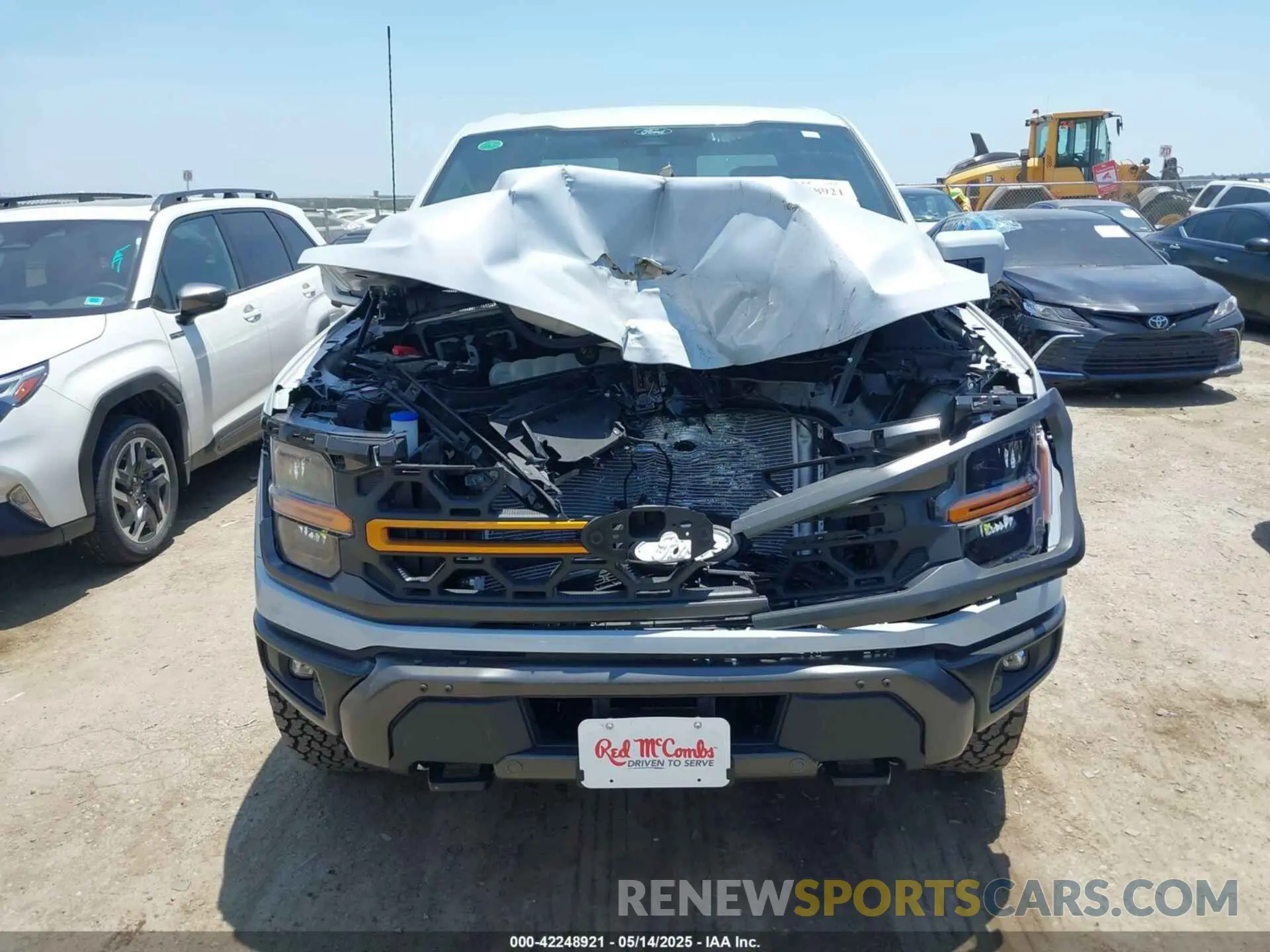 12 fotografías del automóvil dañado 1FTFW4L55SFA61206 FORD F-150 2025