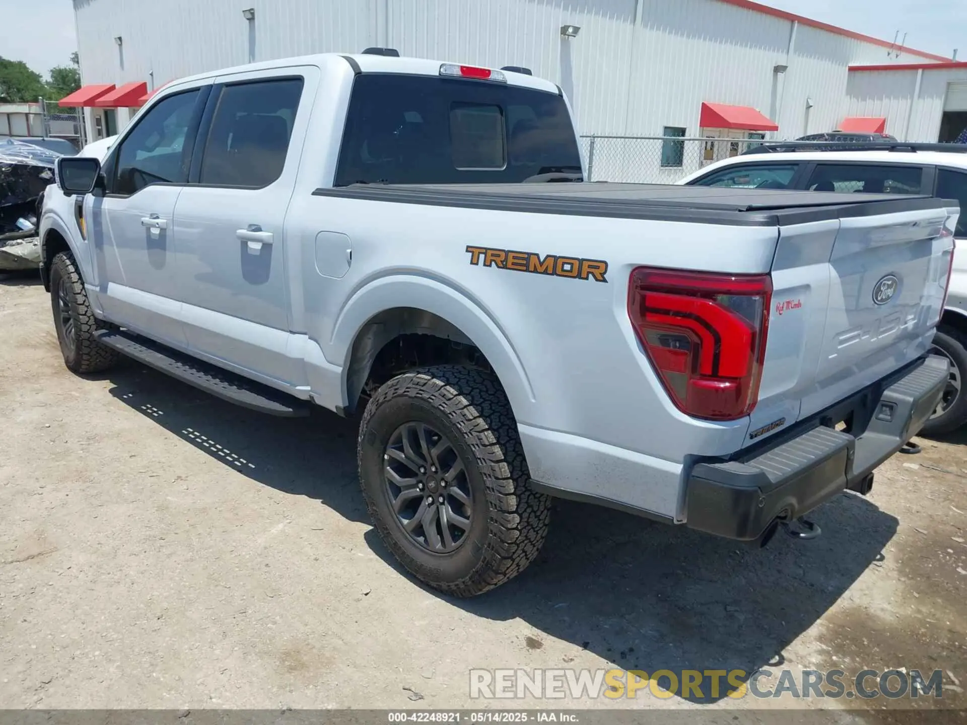 3 fotografías del automóvil dañado 1FTFW4L55SFA61206 FORD F-150 2025