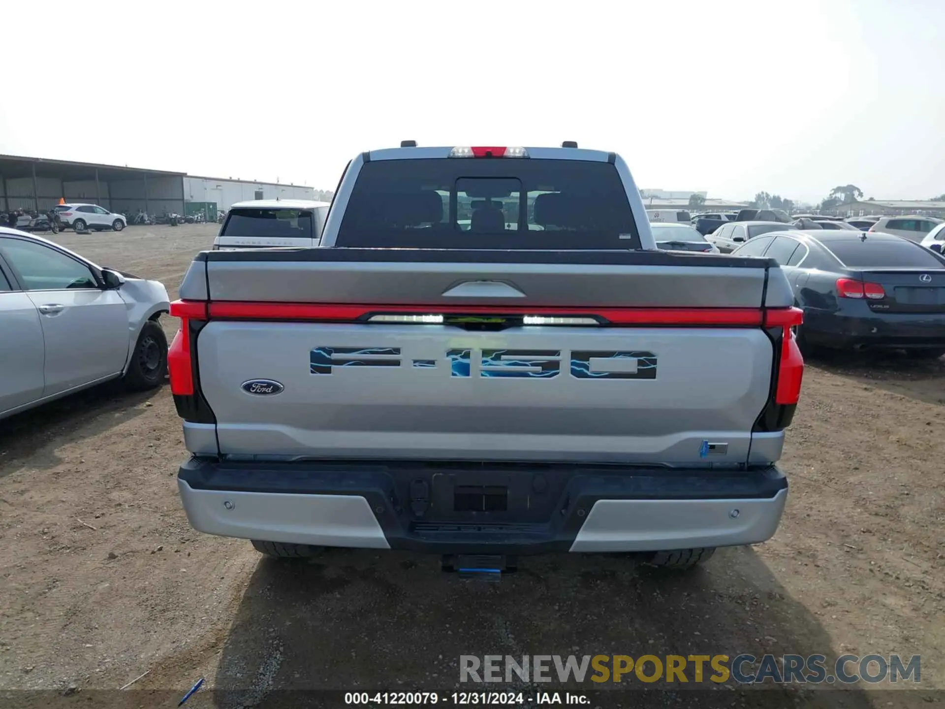 16 fotografías del automóvil dañado 1FTVW1EL0NWG16234 FORD F-150 LIGHTNING 2022