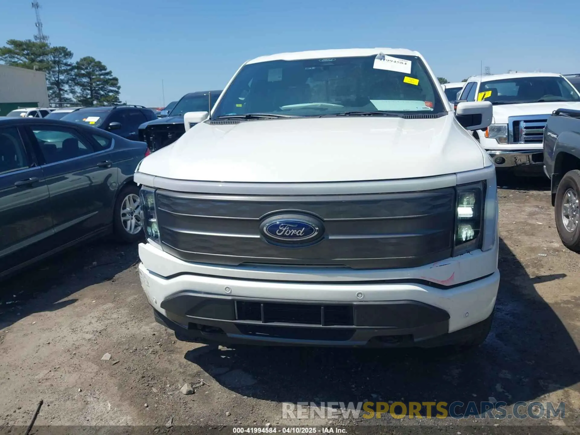 12 fotografías del automóvil dañado 1FTVW1EL3NWG16227 FORD F-150 LIGHTNING 2022