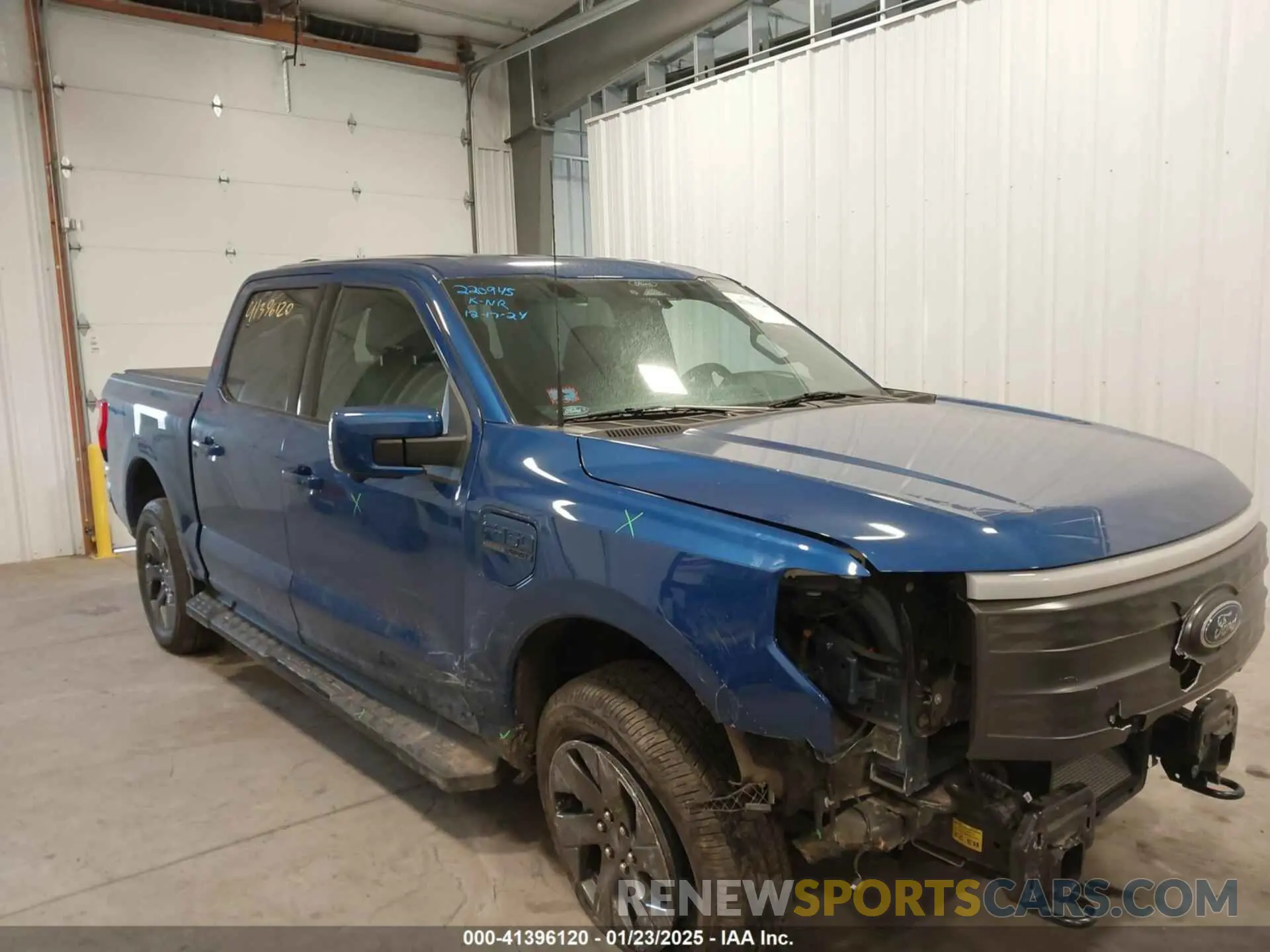 1 fotografías del automóvil dañado 1FTVW1EL7NWG15923 FORD F-150 LIGHTNING 2022