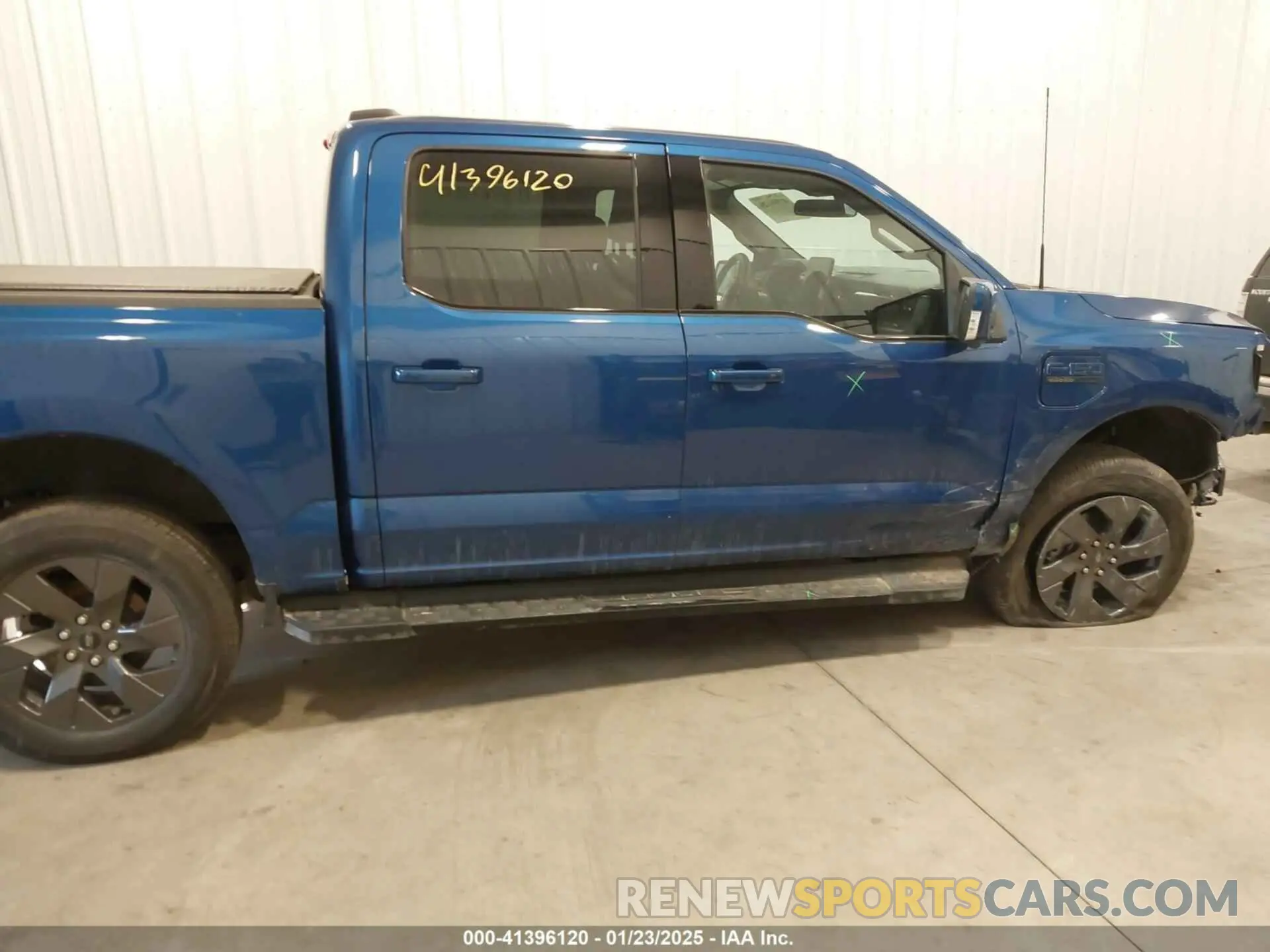 13 fotografías del automóvil dañado 1FTVW1EL7NWG15923 FORD F-150 LIGHTNING 2022