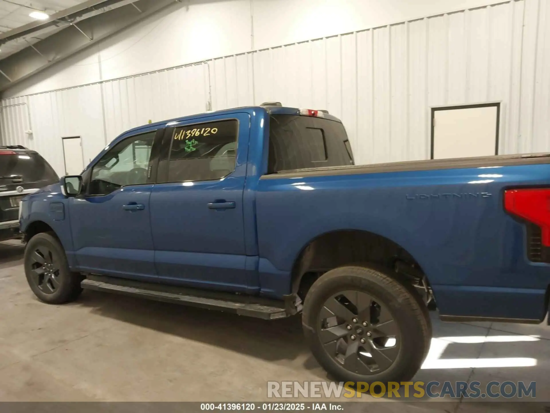 14 fotografías del automóvil dañado 1FTVW1EL7NWG15923 FORD F-150 LIGHTNING 2022