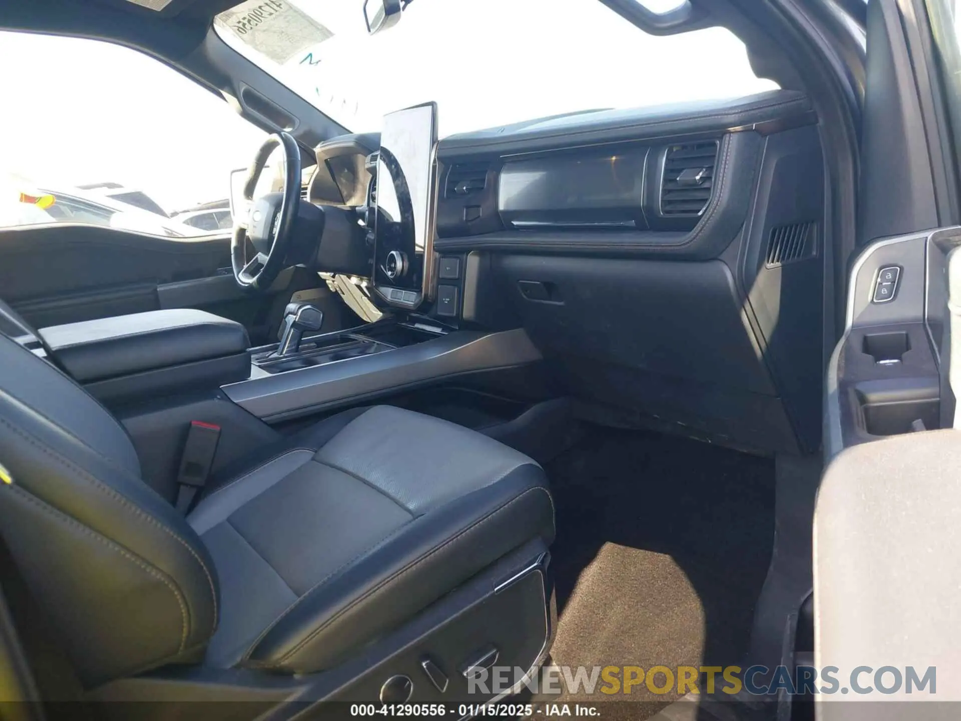 5 fotografías del automóvil dañado 1FTVW1EL9NWG16717 FORD F-150 LIGHTNING 2022