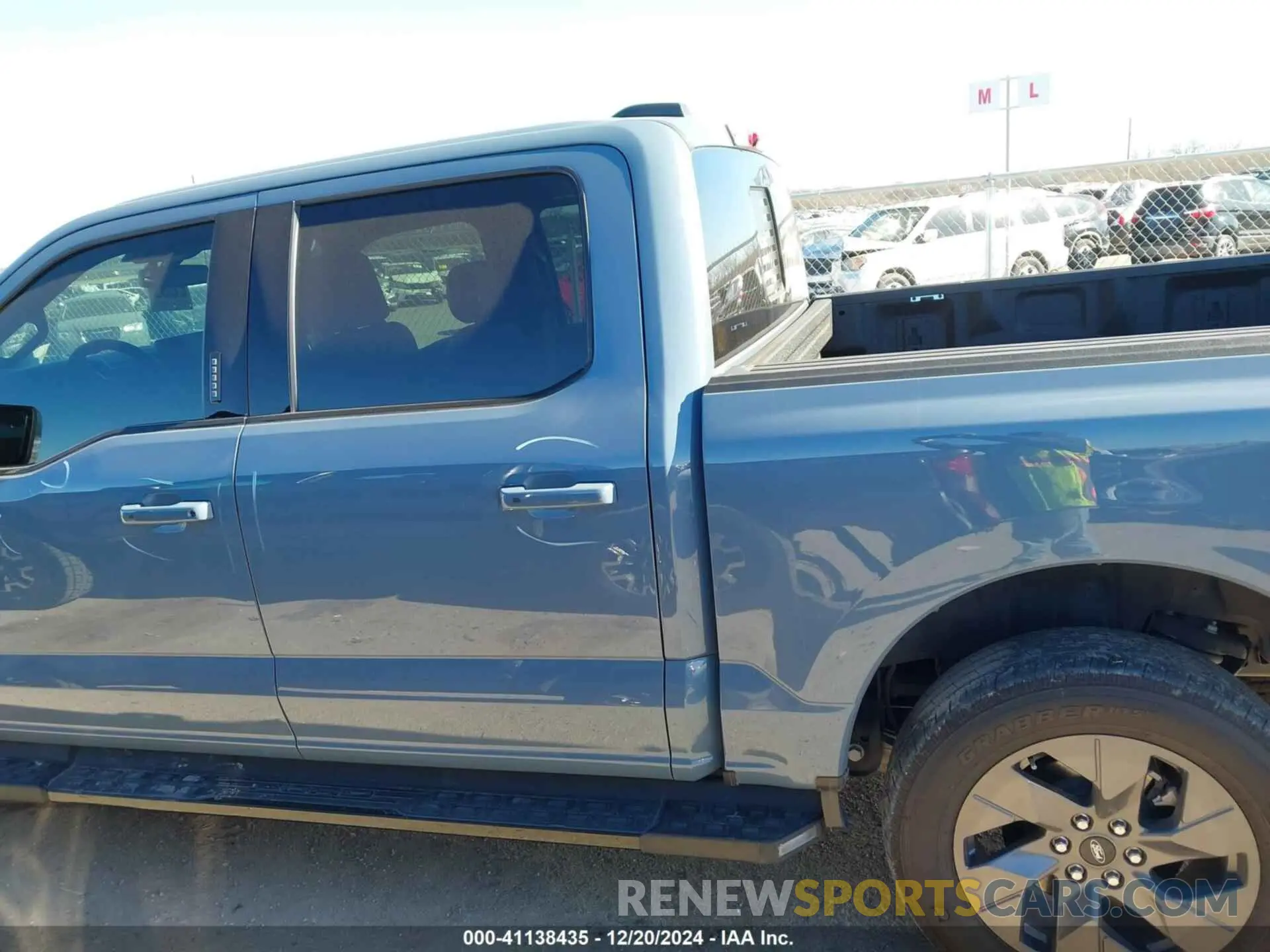 14 fotografías del automóvil dañado 1FT6W1EV4PWG14074 FORD F-150 LIGHTNING 2023
