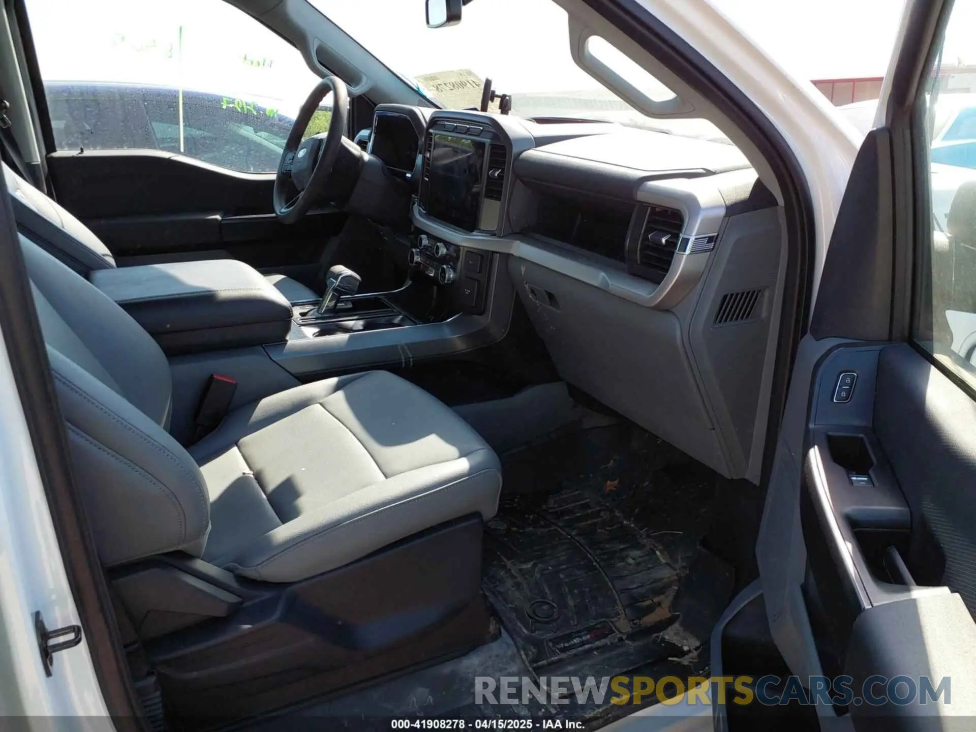 5 fotografías del automóvil dañado 1FTVW1EL2PWG18764 FORD F-150 LIGHTNING 2023