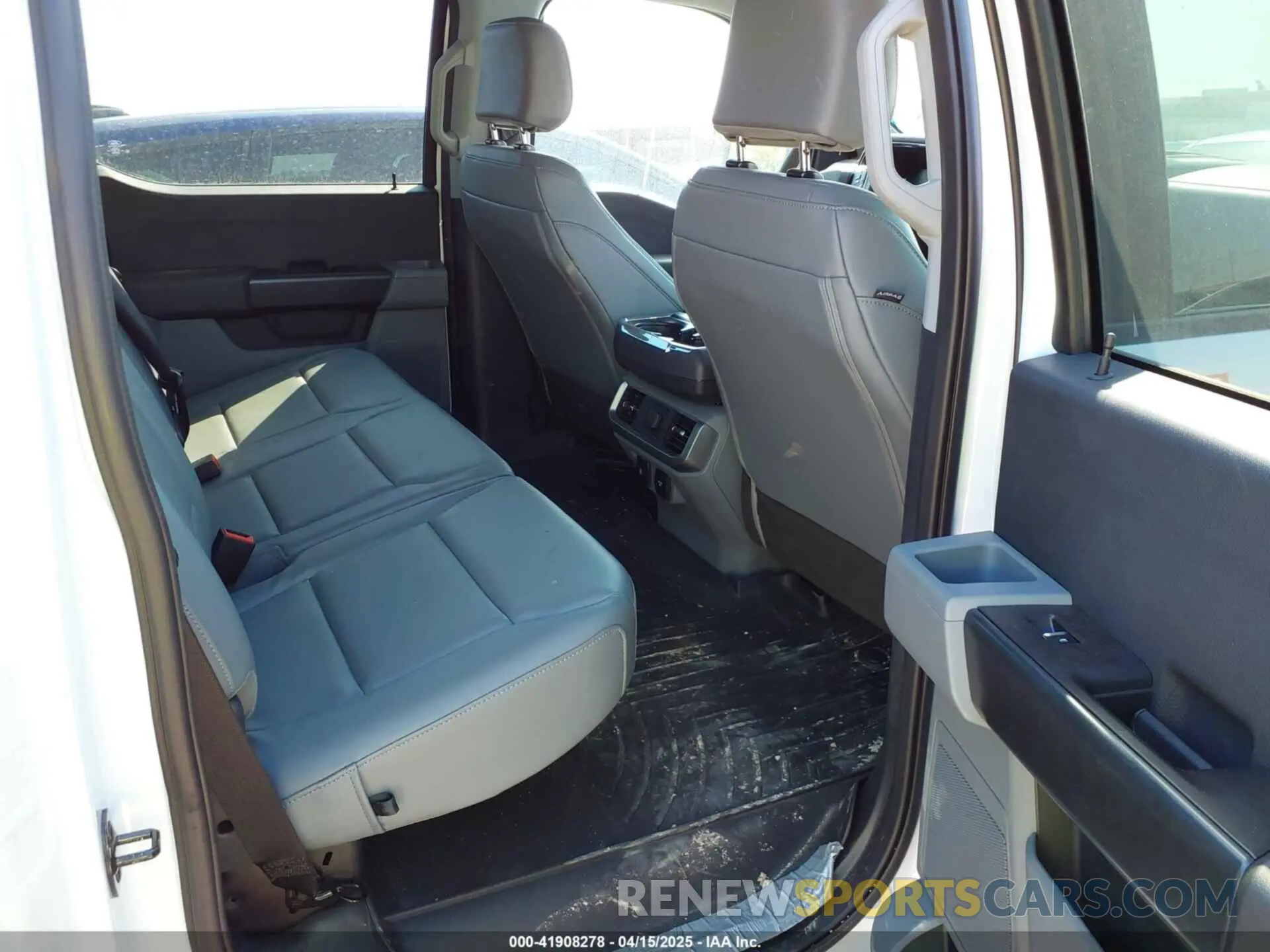 8 fotografías del automóvil dañado 1FTVW1EL2PWG18764 FORD F-150 LIGHTNING 2023