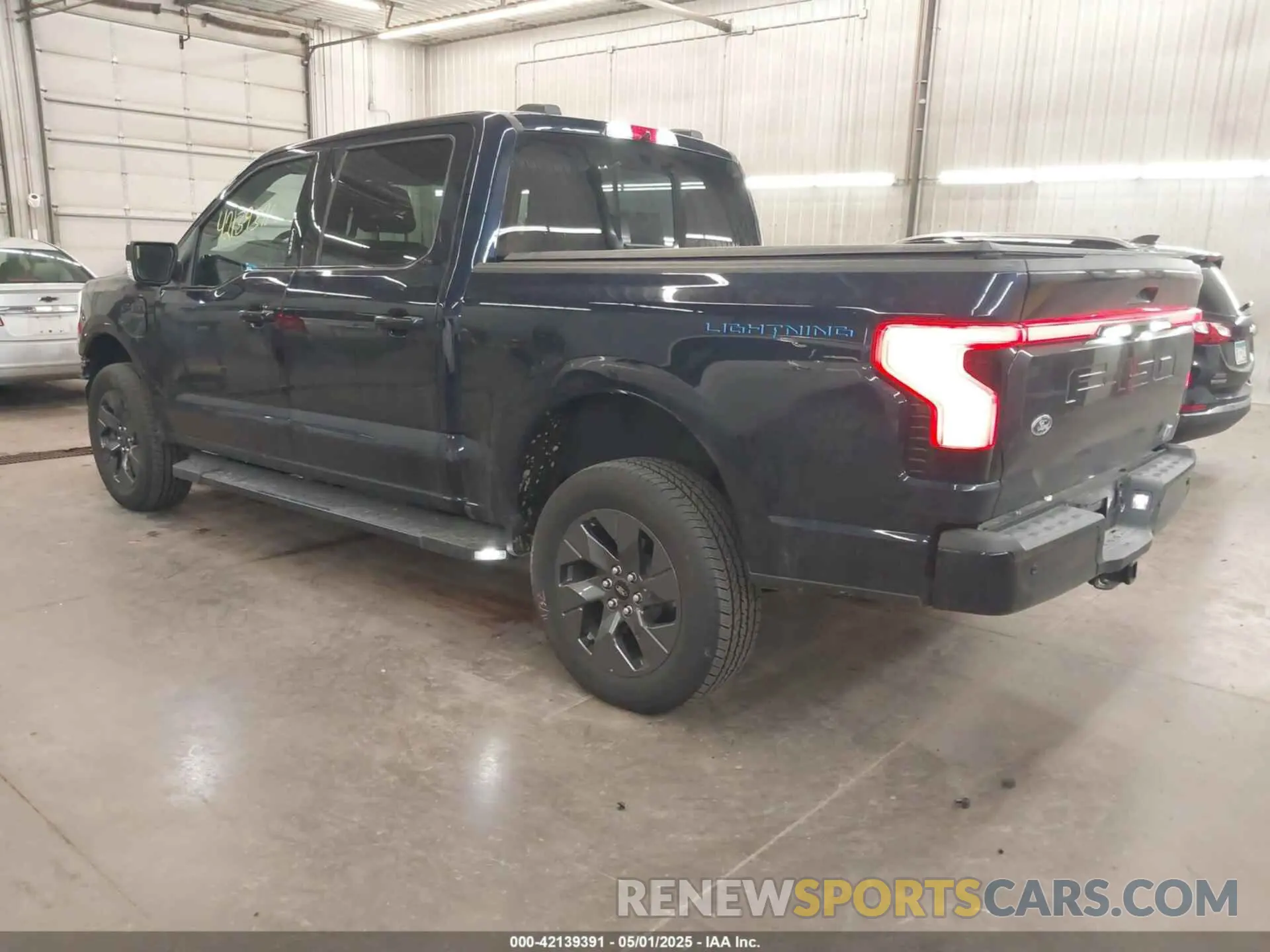 3 fotografías del automóvil dañado 1FTVW1EL4PWG22900 FORD F-150 LIGHTNING 2023
