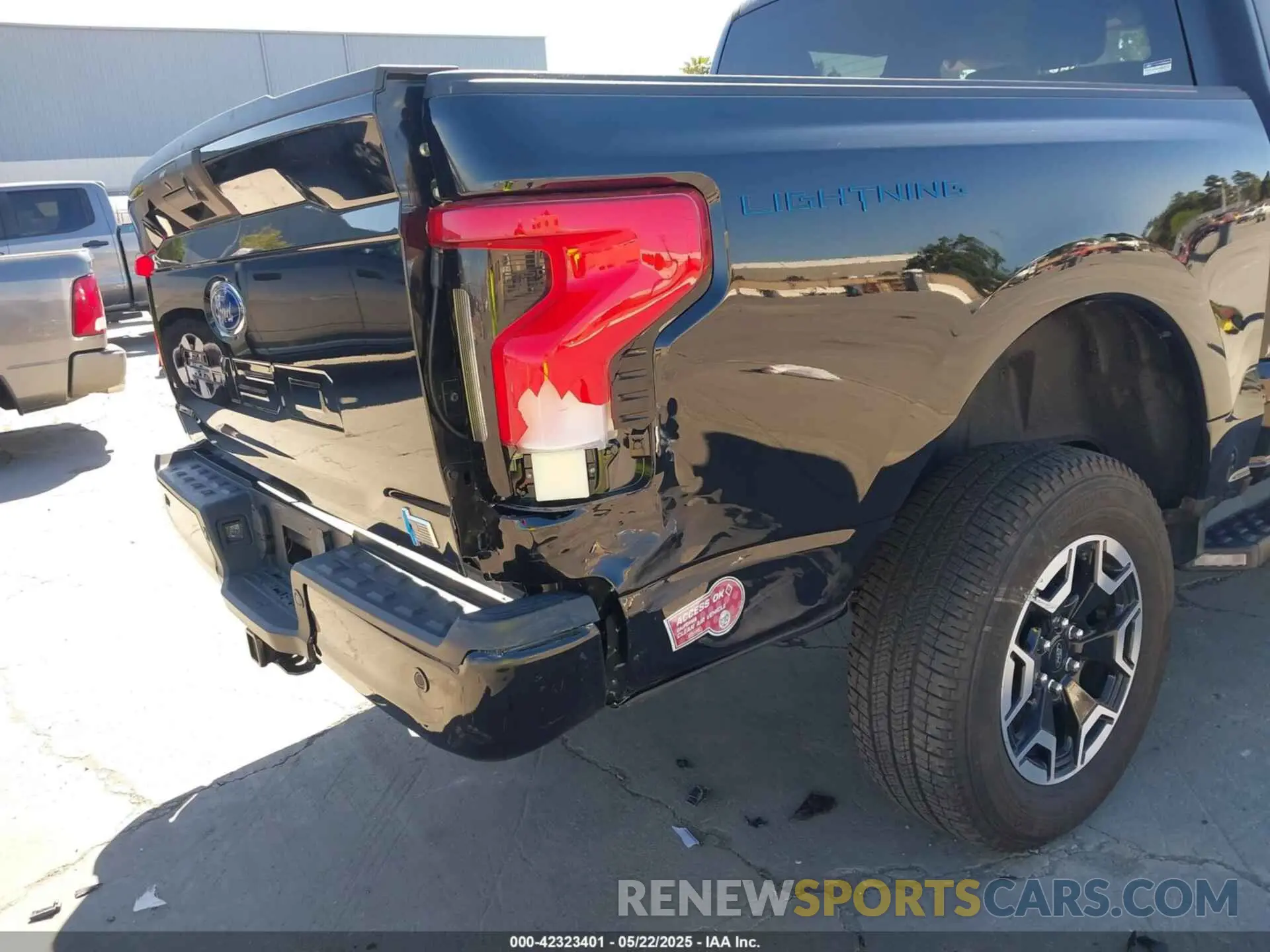 21 fotografías del automóvil dañado 1FTVW1EL6PWG60080 FORD F-150 LIGHTNING 2023