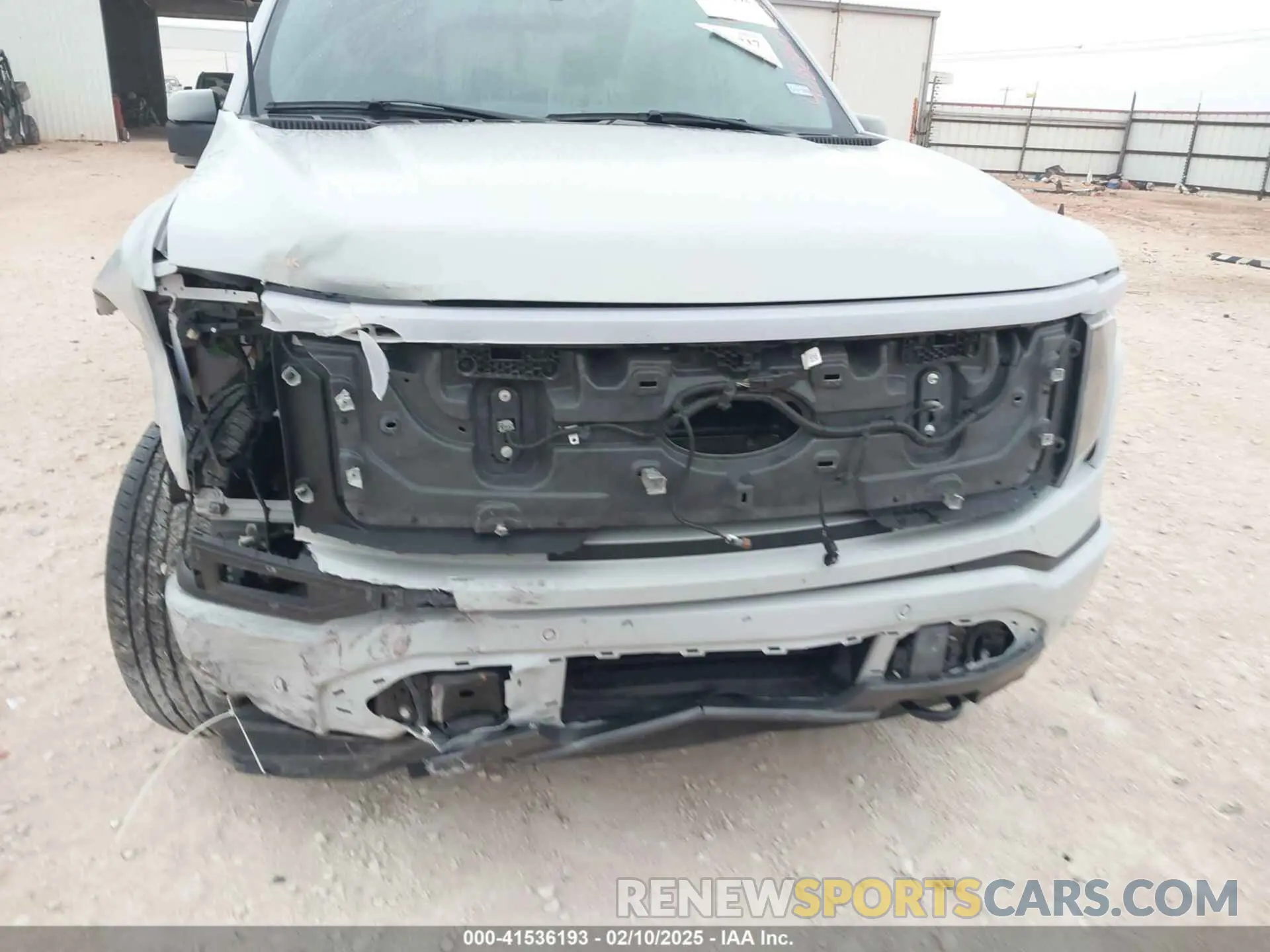 20 fotografías del automóvil dañado 1FTVW1EL7PWG19070 FORD F-150 LIGHTNING 2023