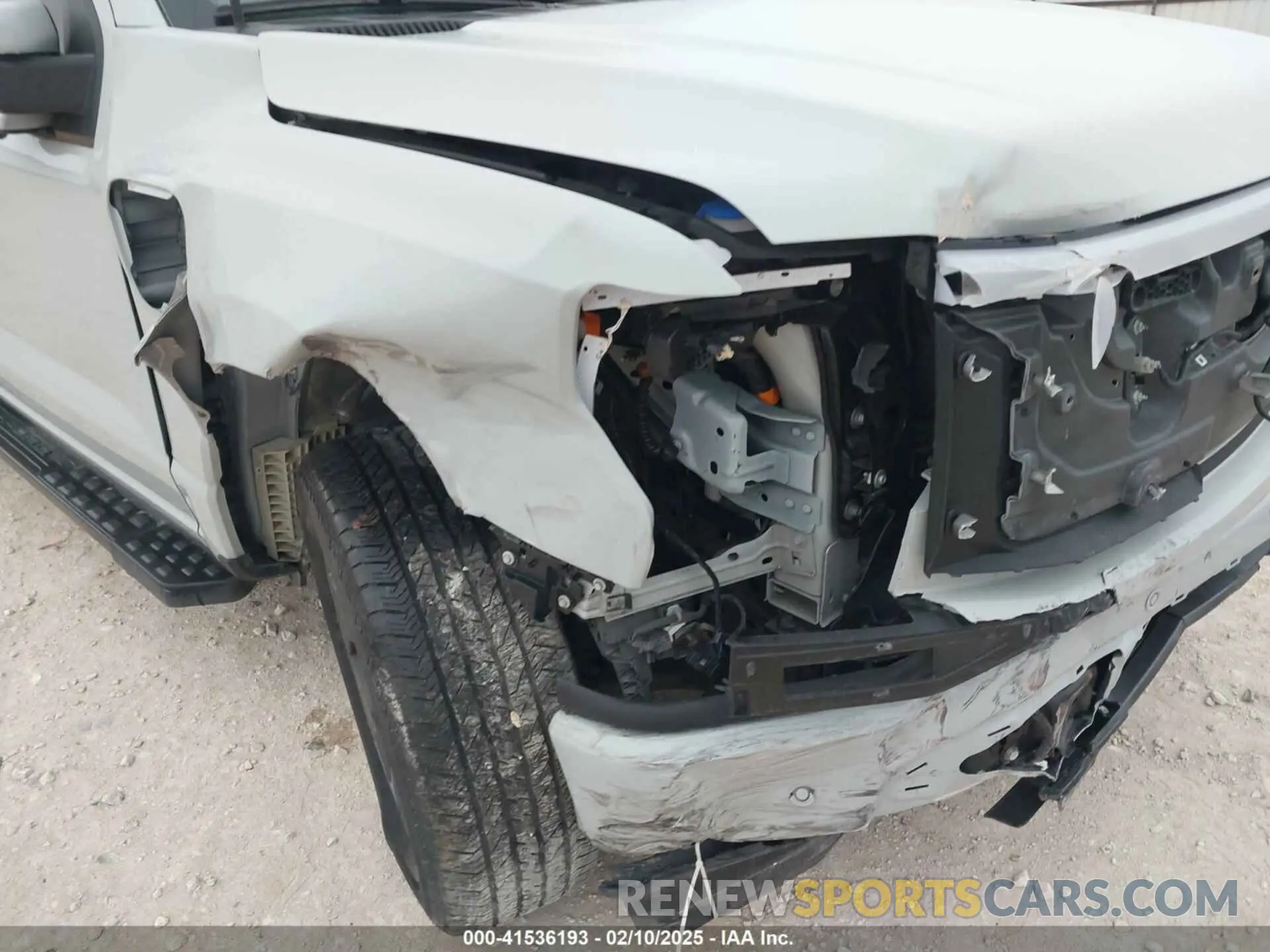 22 fotografías del automóvil dañado 1FTVW1EL7PWG19070 FORD F-150 LIGHTNING 2023