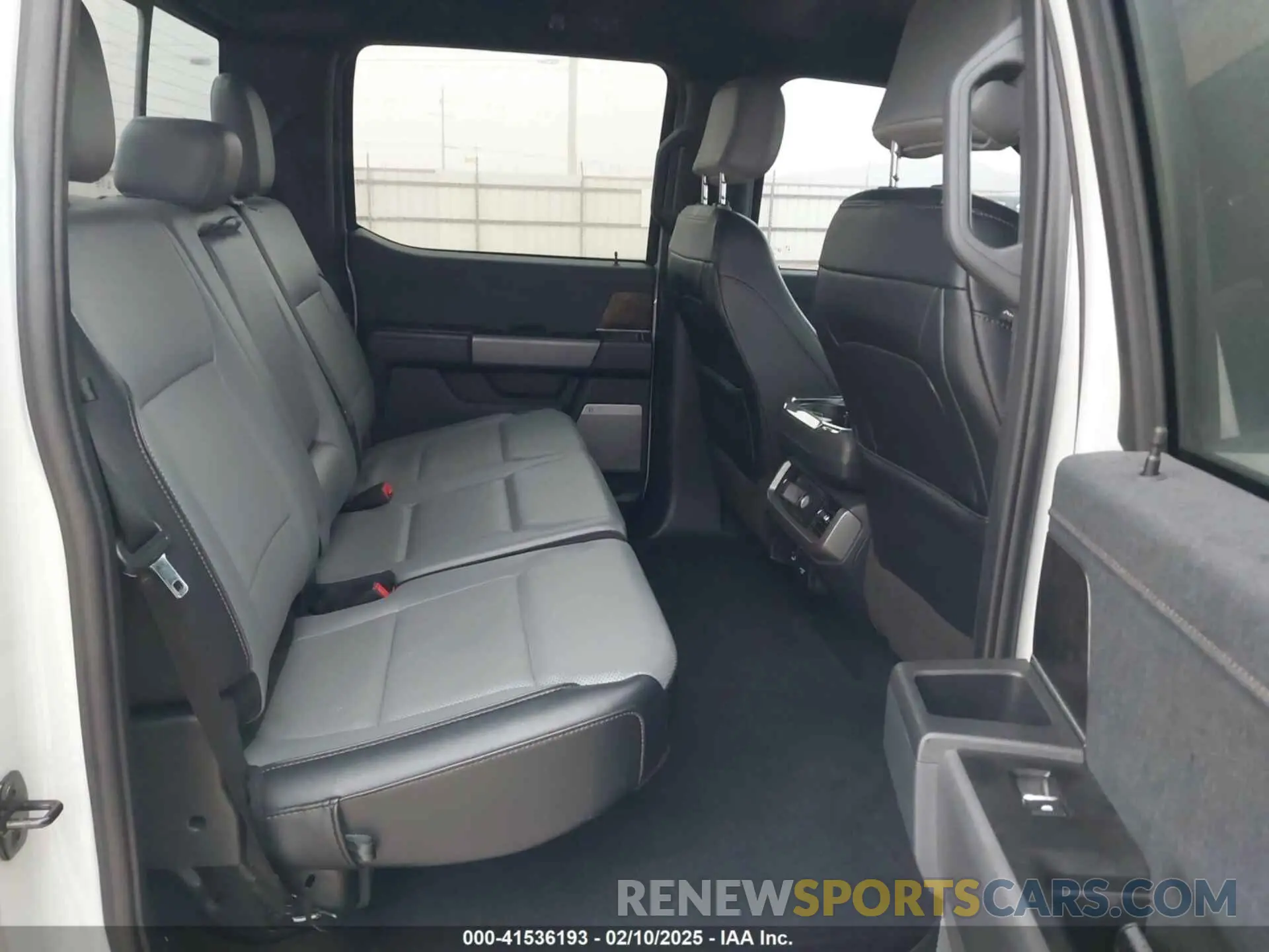 8 fotografías del automóvil dañado 1FTVW1EL7PWG19070 FORD F-150 LIGHTNING 2023