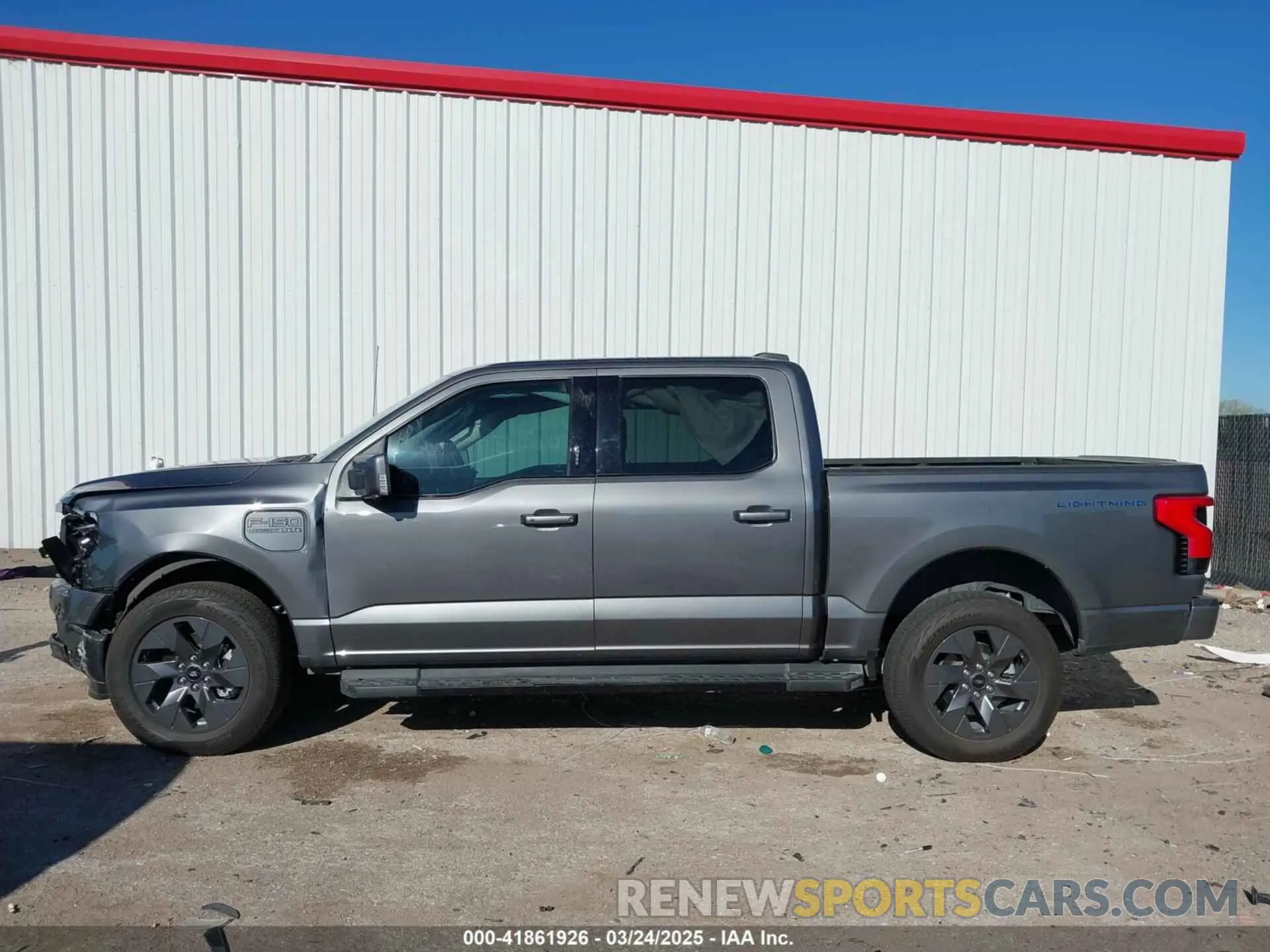 15 fotografías del automóvil dañado 1FTVW1EL8PWG06781 FORD F-150 LIGHTNING 2023