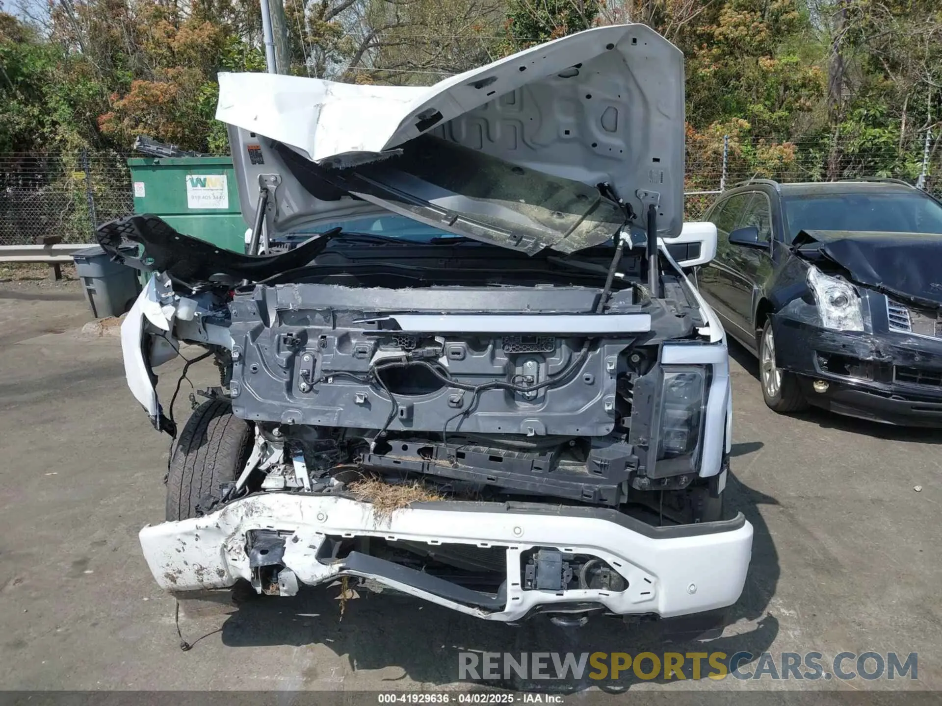 13 fotografías del automóvil dañado 1FTVW1EV1PWG17610 FORD F-150 LIGHTNING 2023