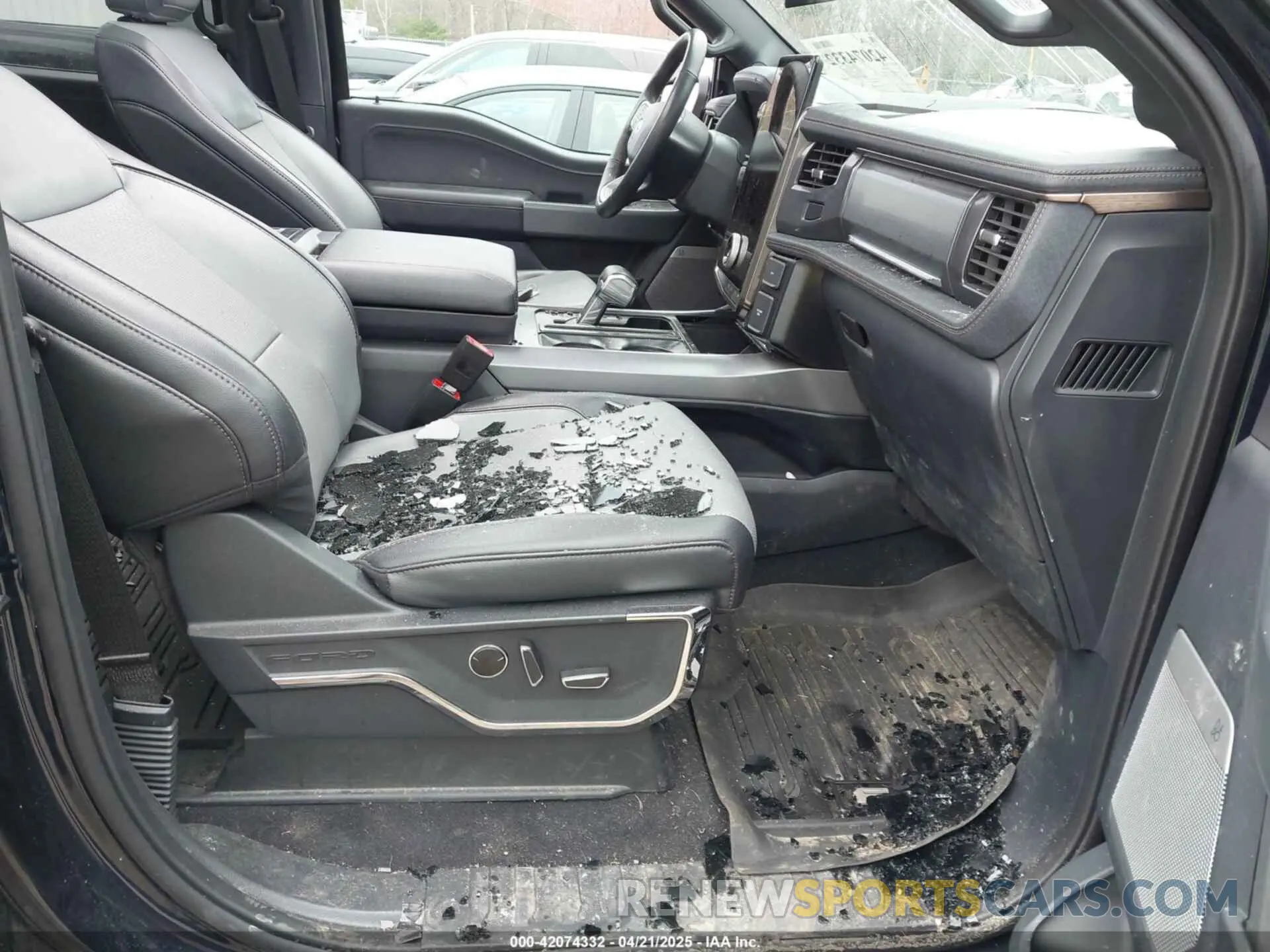 5 fotografías del automóvil dañado 1FTVW1EV3PWG21724 FORD F-150 LIGHTNING 2023