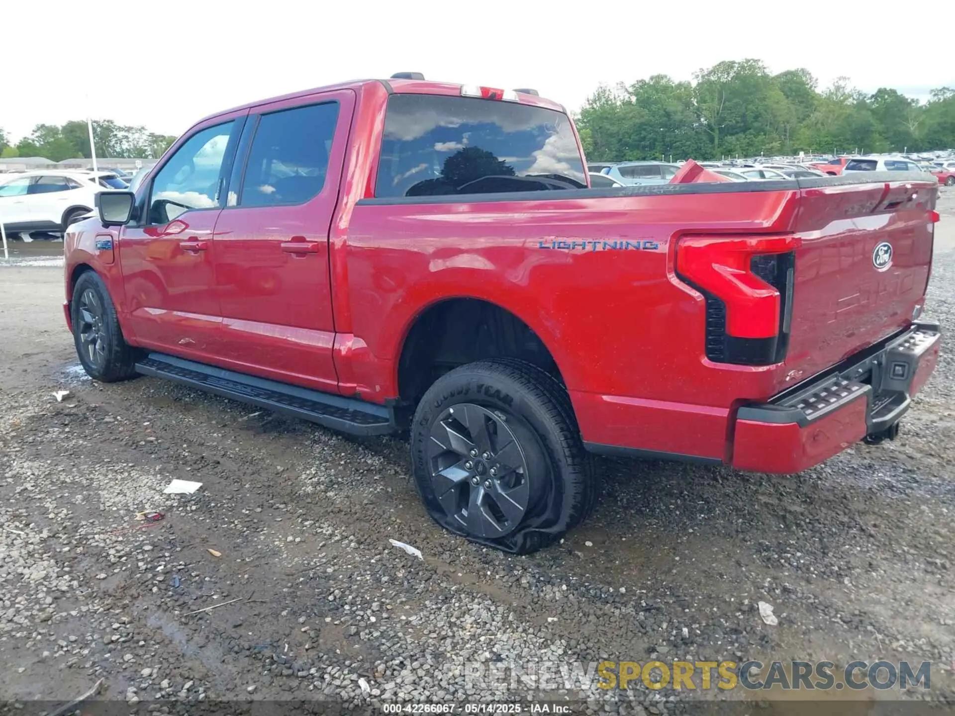 3 fotografías del automóvil dañado 1FT6W3L7XRWG02773 FORD F-150 LIGHTNING 2024
