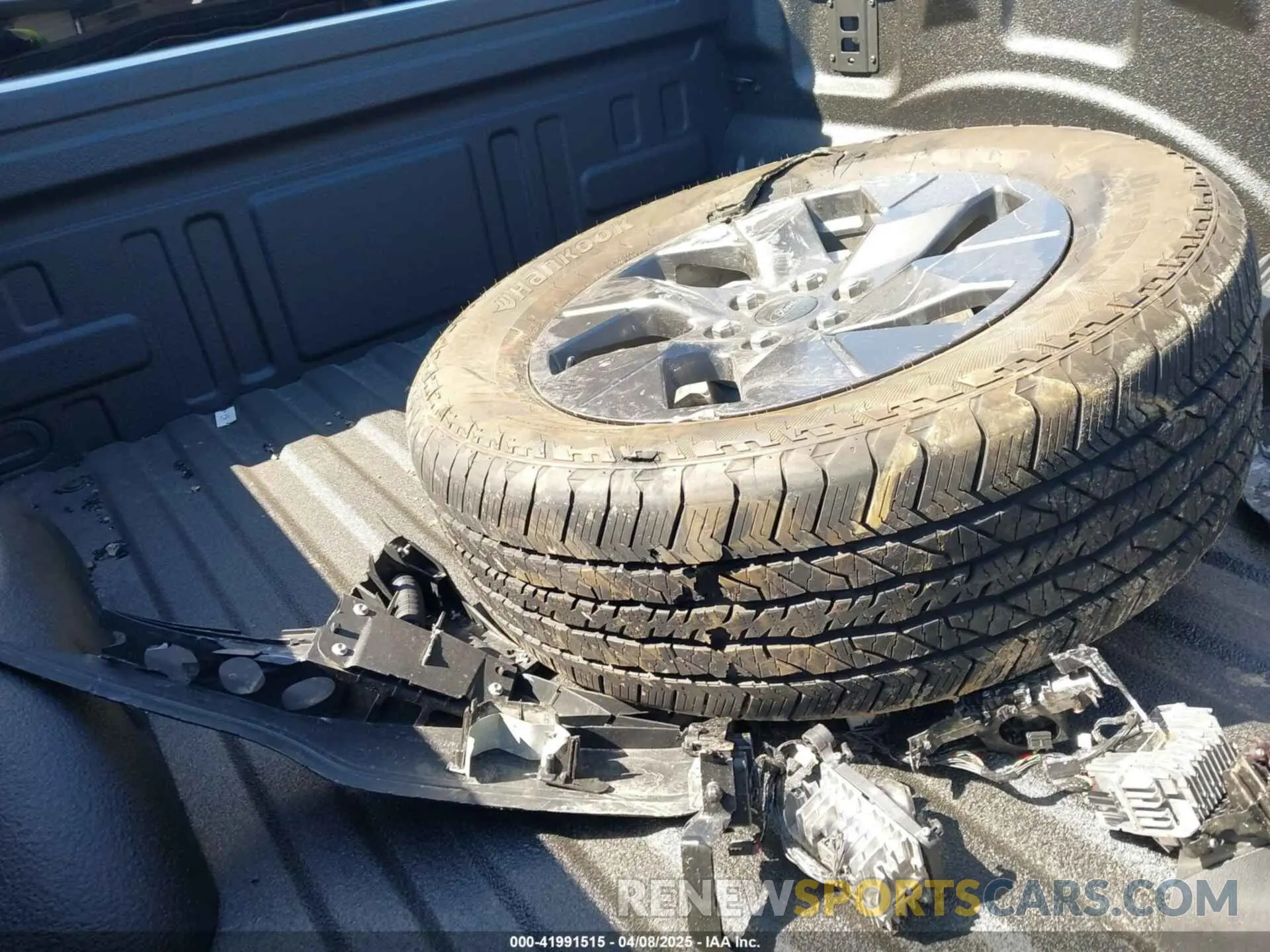 12 fotografías del automóvil dañado 1FTVW3L74RWG20276 FORD F-150 LIGHTNING 2024