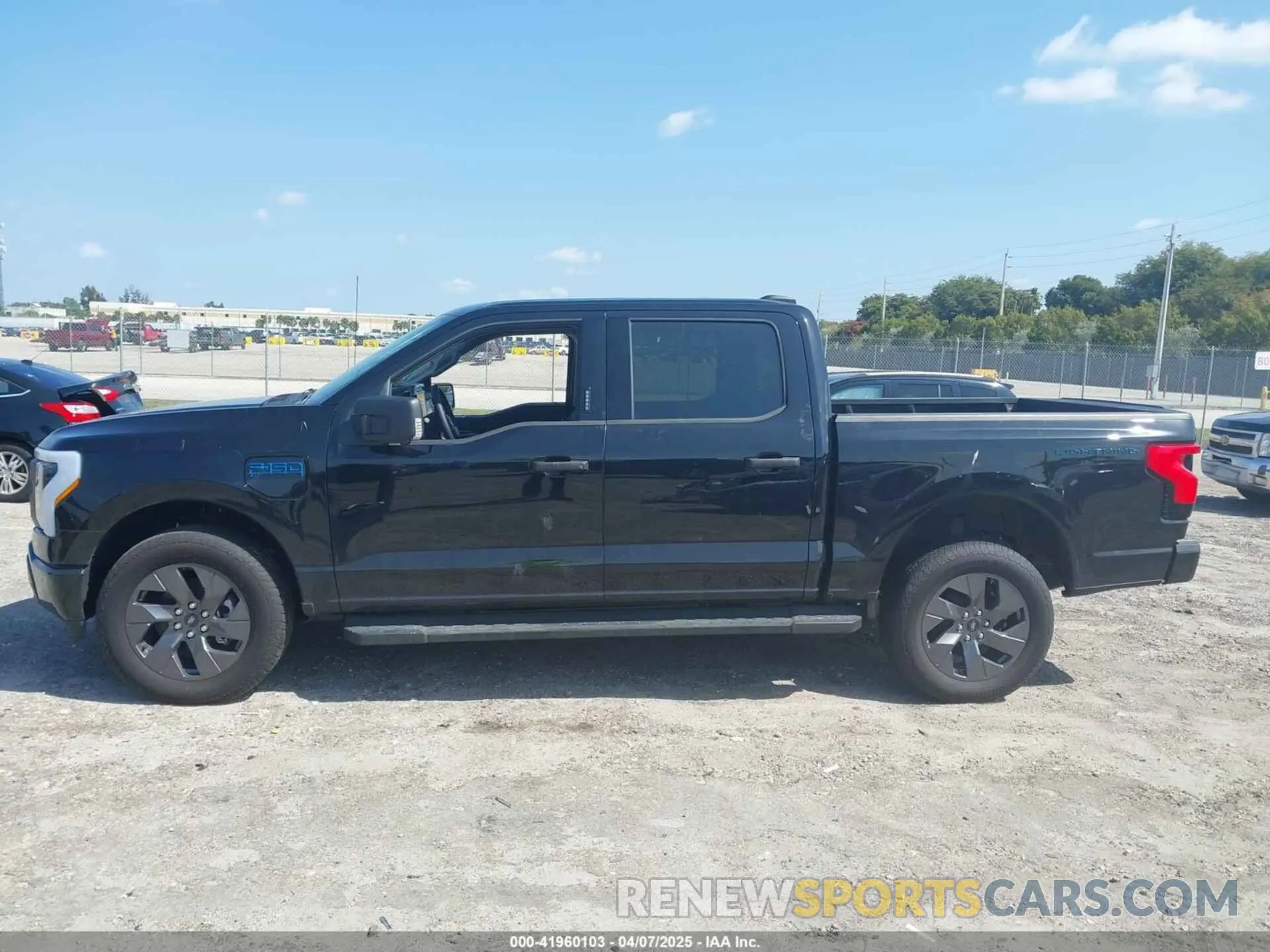 13 fotografías del automóvil dañado 1FTVW3LK8RWG20320 FORD F-150 LIGHTNING 2024