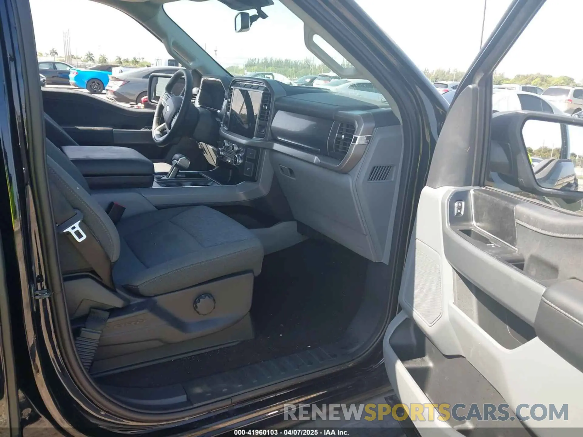 5 fotografías del automóvil dañado 1FTVW3LK8RWG20320 FORD F-150 LIGHTNING 2024