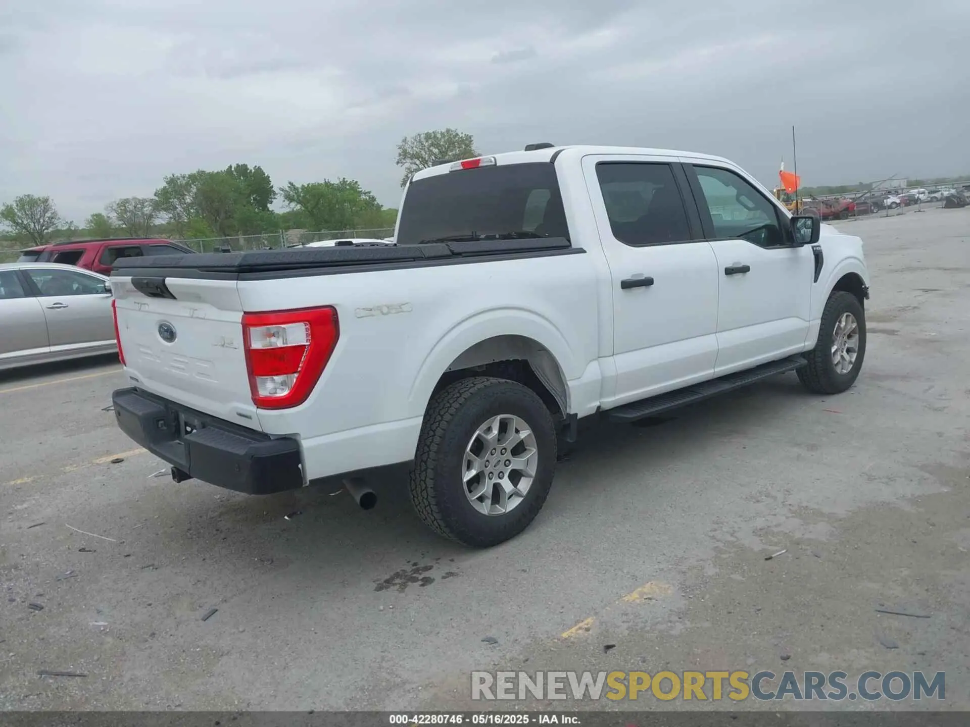 4 fotografías del automóvil dañado 1FTFW1P82NKE64364 FORD F-150 POLICE RESPONDER 2022
