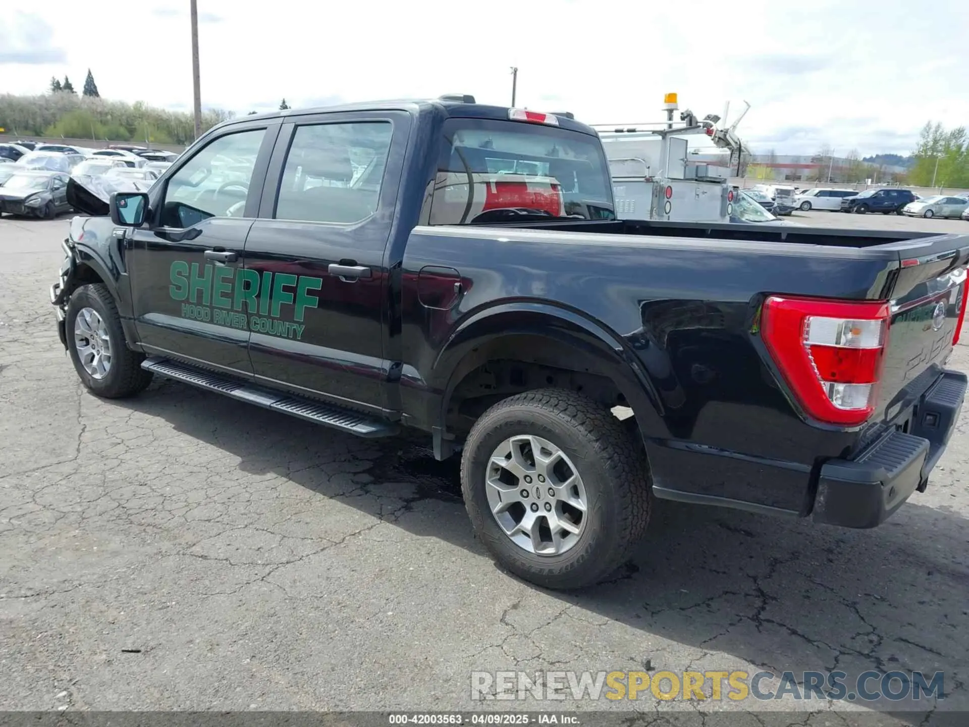 3 fotografías del automóvil dañado 1FTFW1P89NKE64247 FORD F-150 POLICE RESPONDER 2022