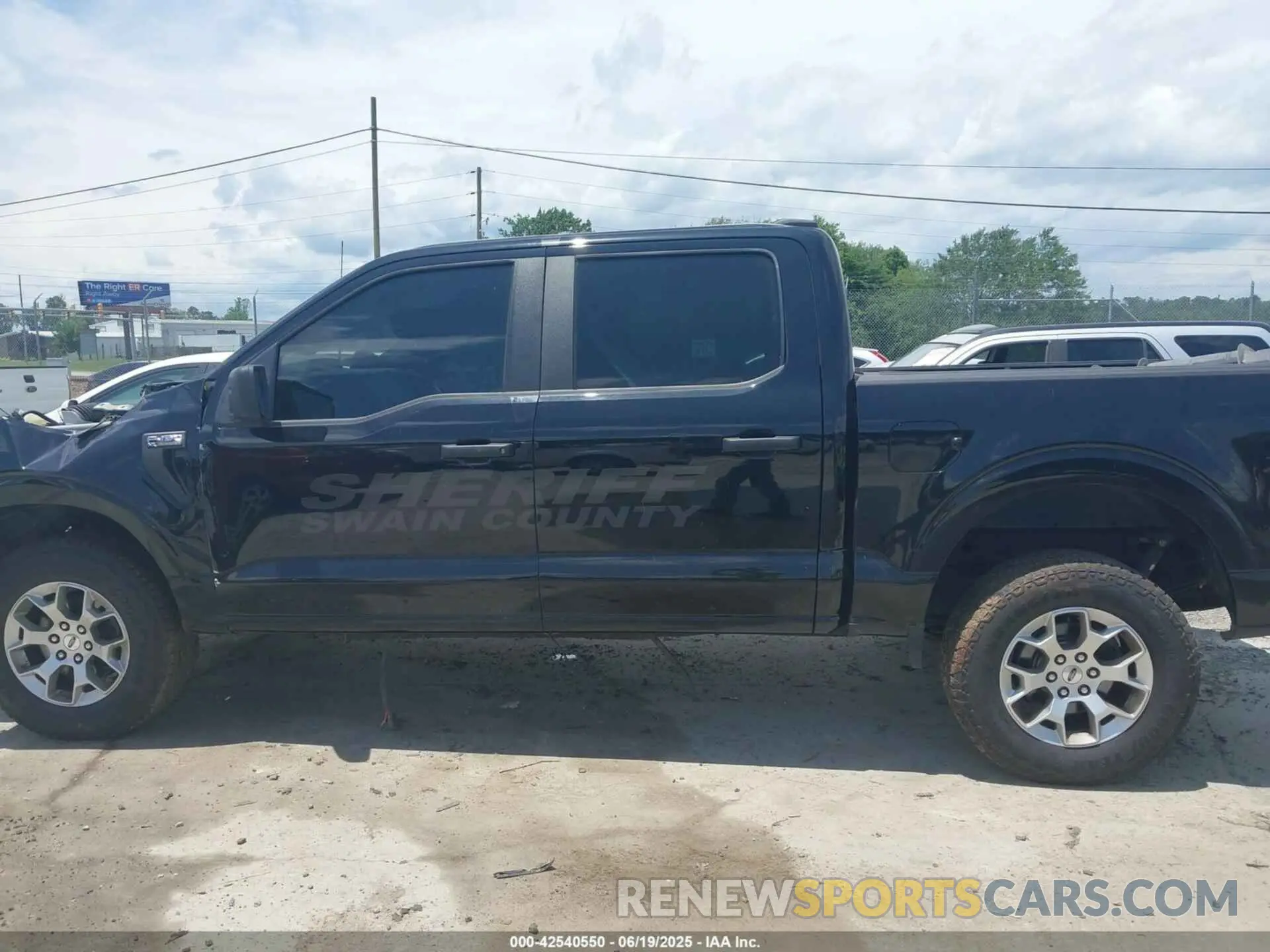 15 fotografías del automóvil dañado 1FTFW1P88PKE13437 FORD F-150 POLICE RESPONDER 2023