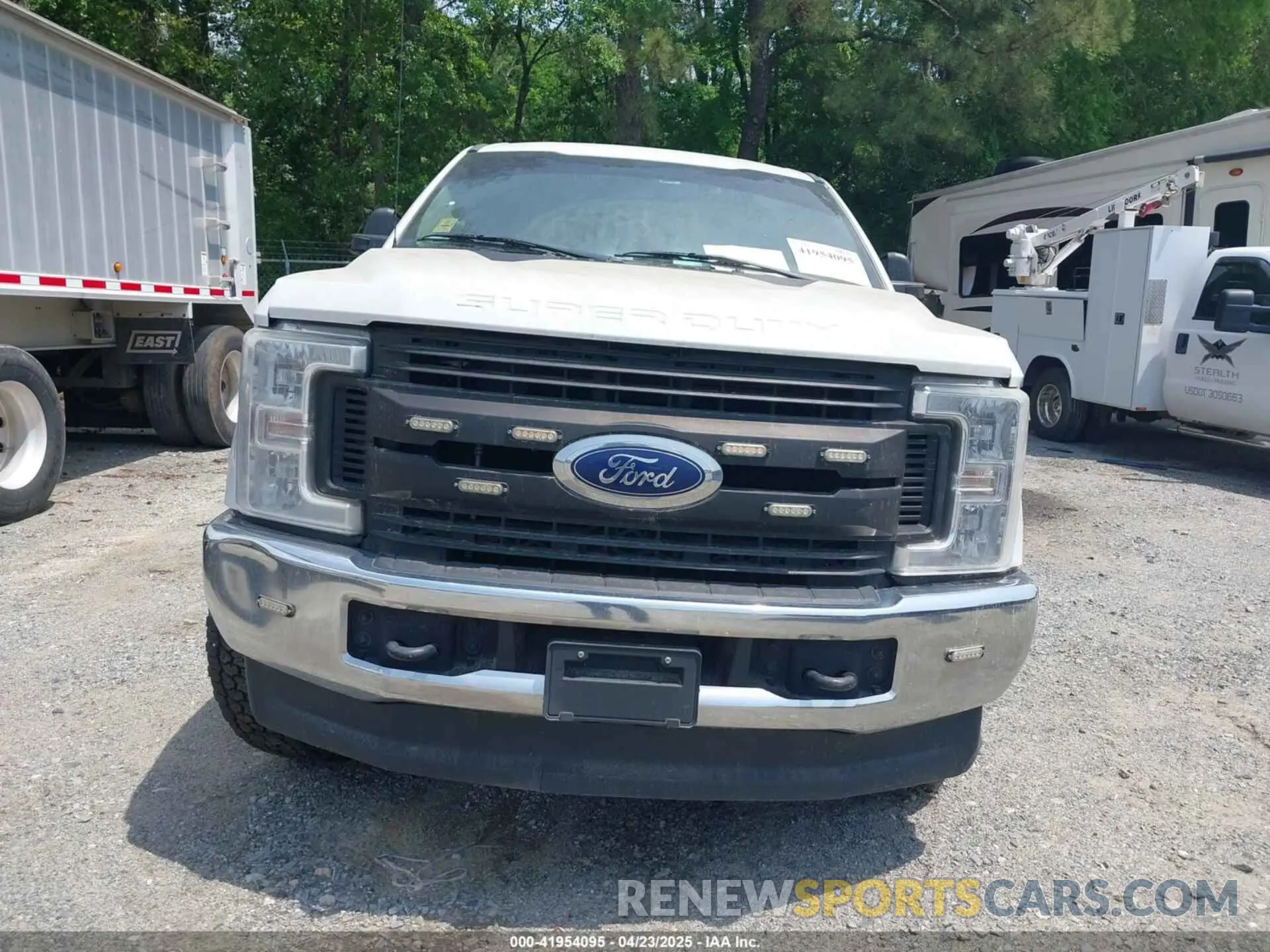 12 fotografías del automóvil dañado 1FD7W2B6XKEF85326 FORD F-250 2019