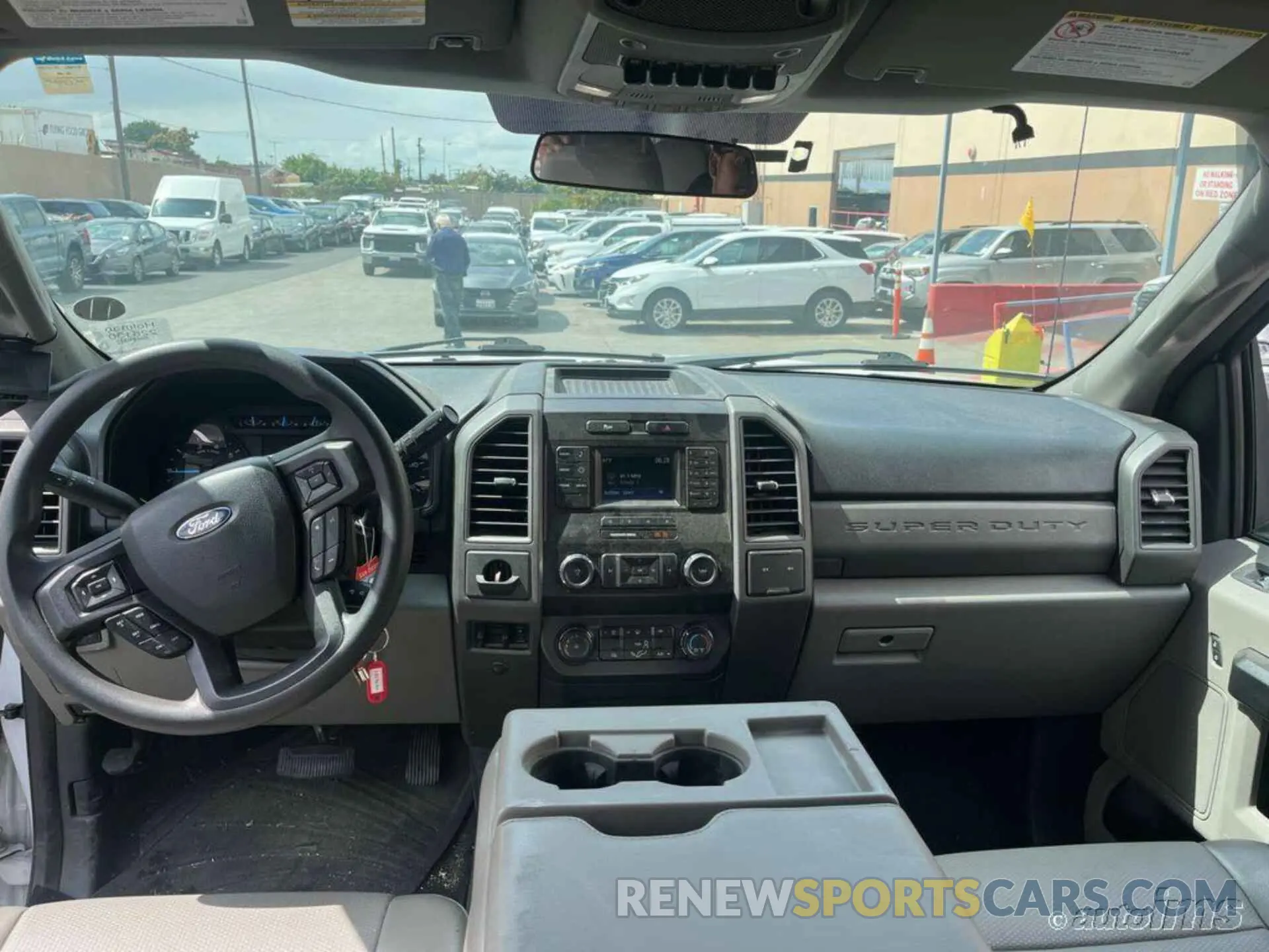 5 fotografías del automóvil dañado 1FD7X2A63KED04014 FORD F-250 2019
