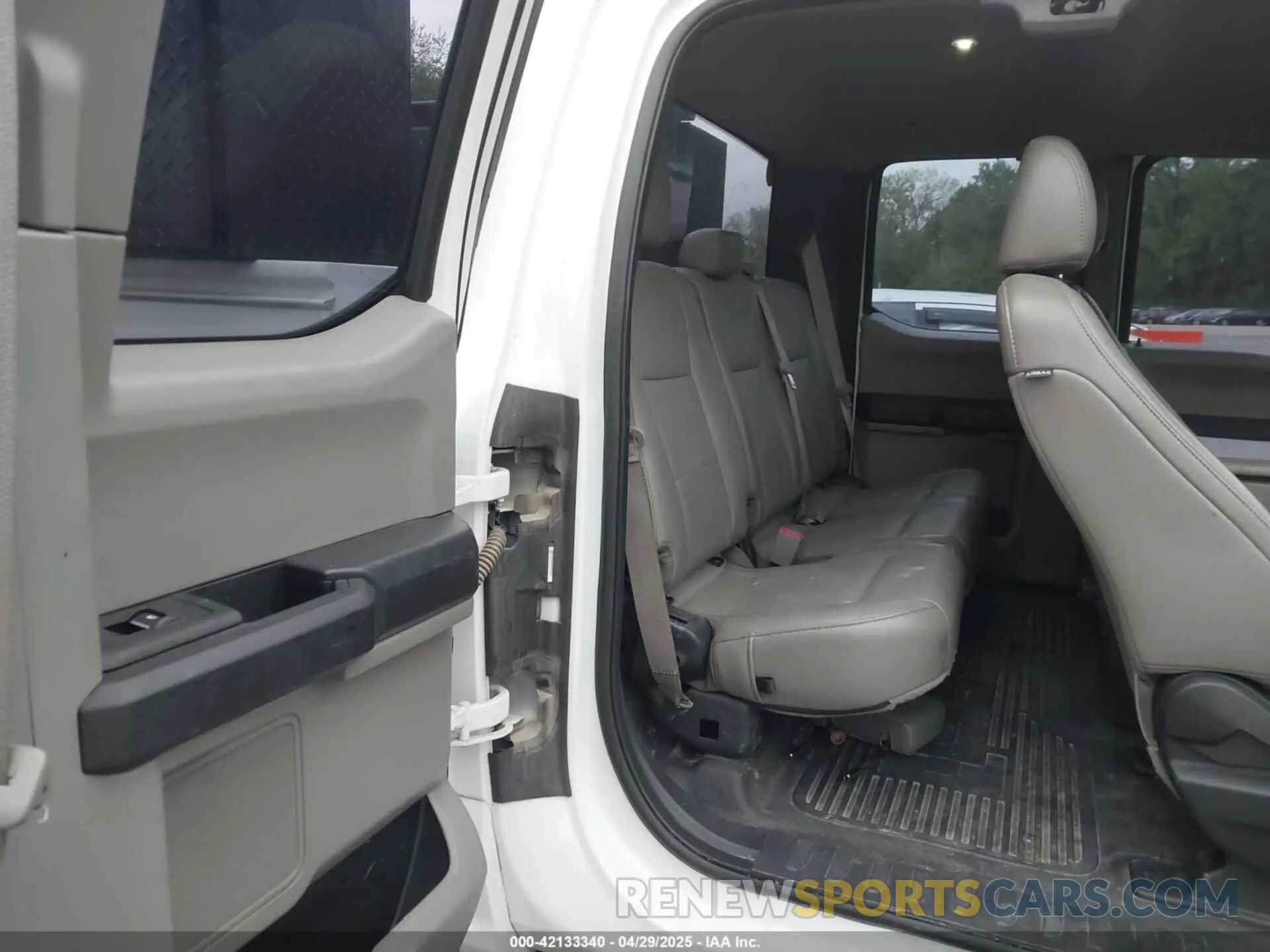 8 fotografías del automóvil dañado 1FD7X2B60KEC25009 FORD F-250 2019